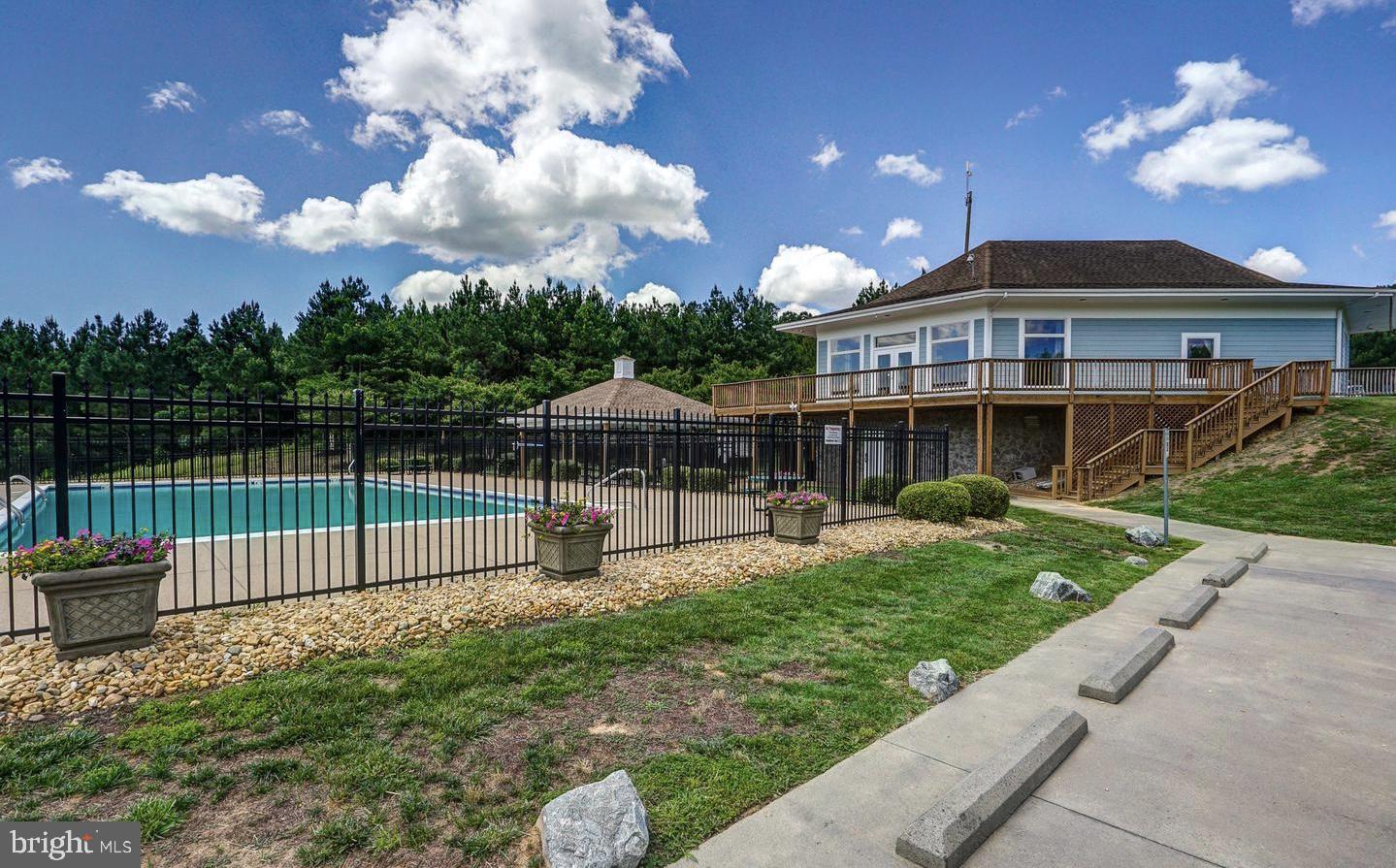 THE WATERS AT LAKE ANNA - Residential