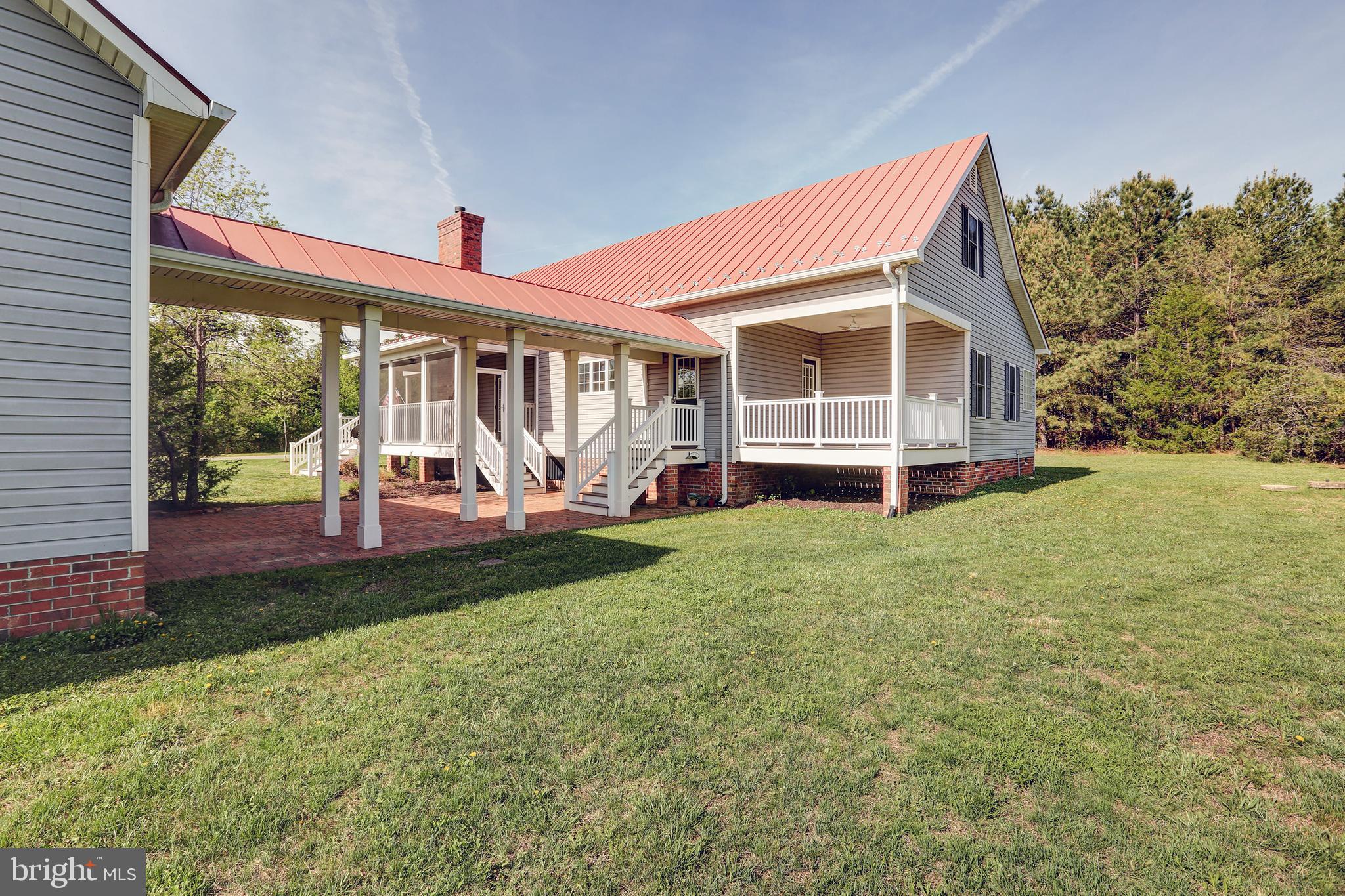 THE WATERS AT LAKE ANNA - Residential