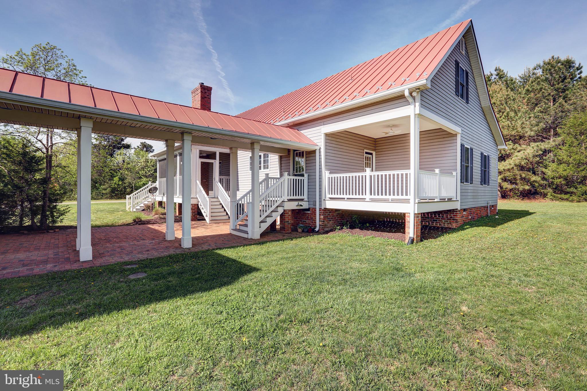 THE WATERS AT LAKE ANNA - Residential