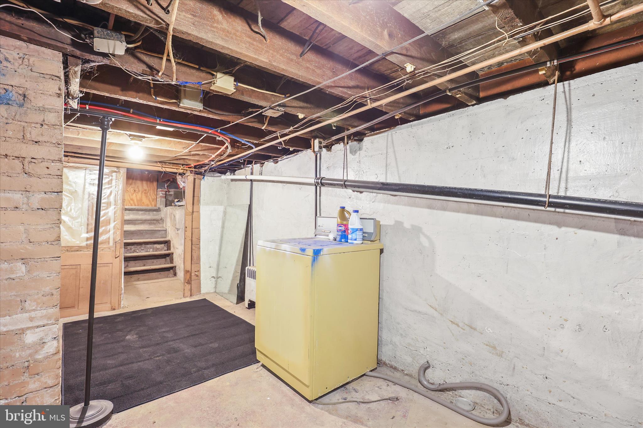 WARD 09 - Residential