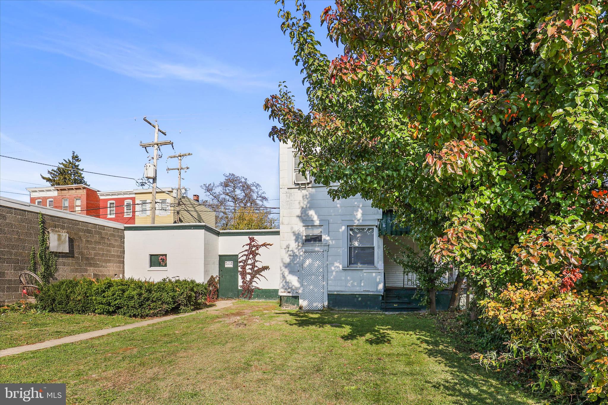 WARD 09 - Residential