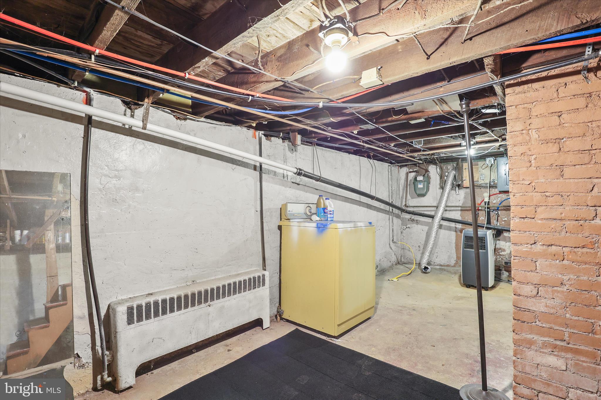 WARD 09 - Residential