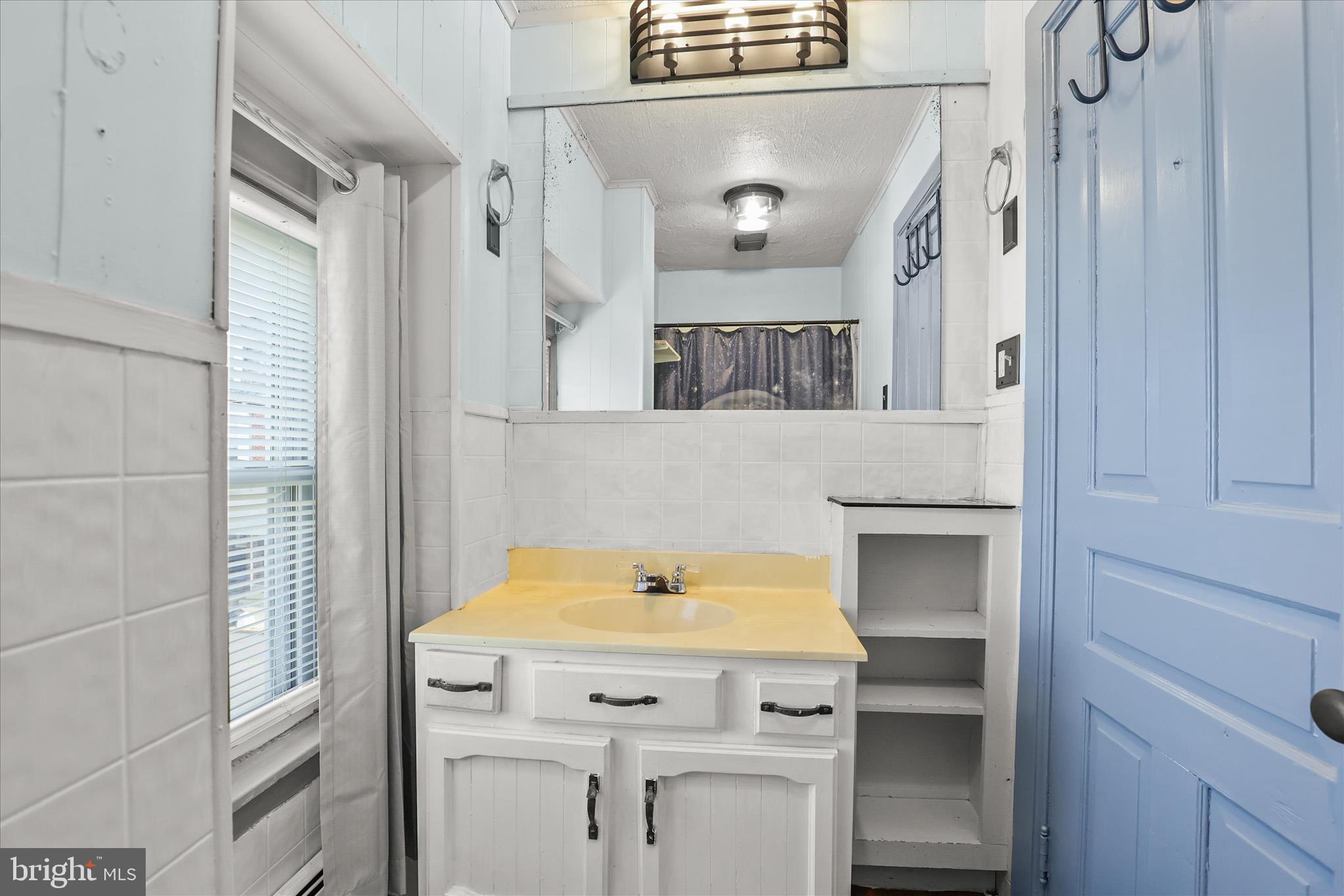 WARD 09 - Residential