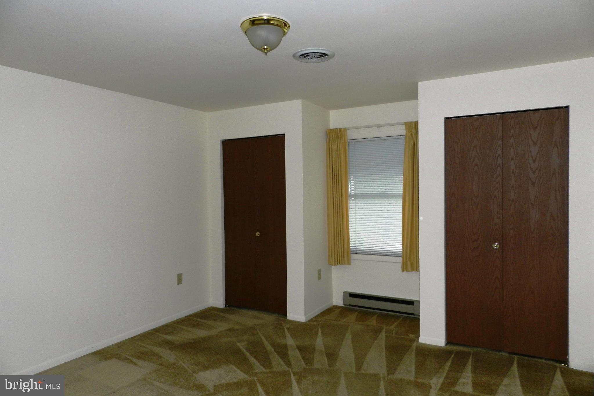 HILLCREST - Residential