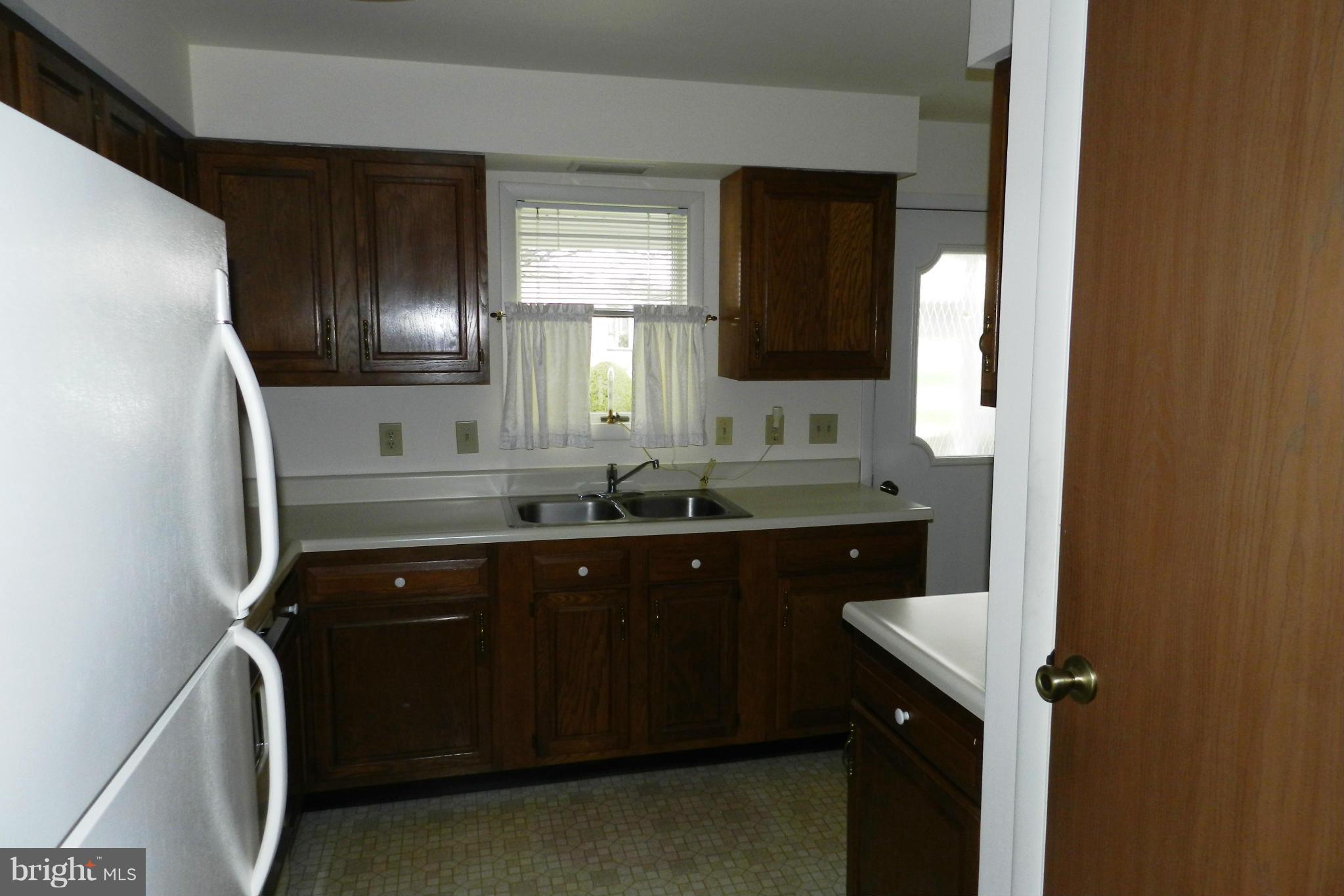 HILLCREST - Residential