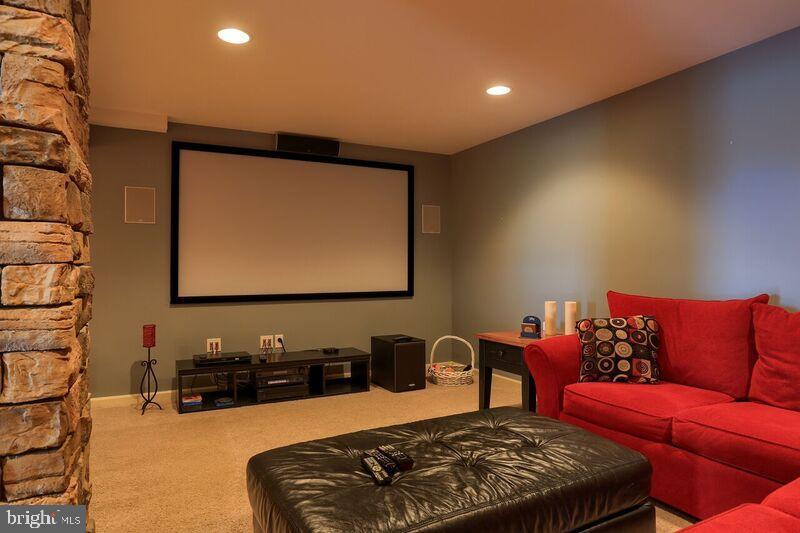 CARRIAGE HILL - Residential