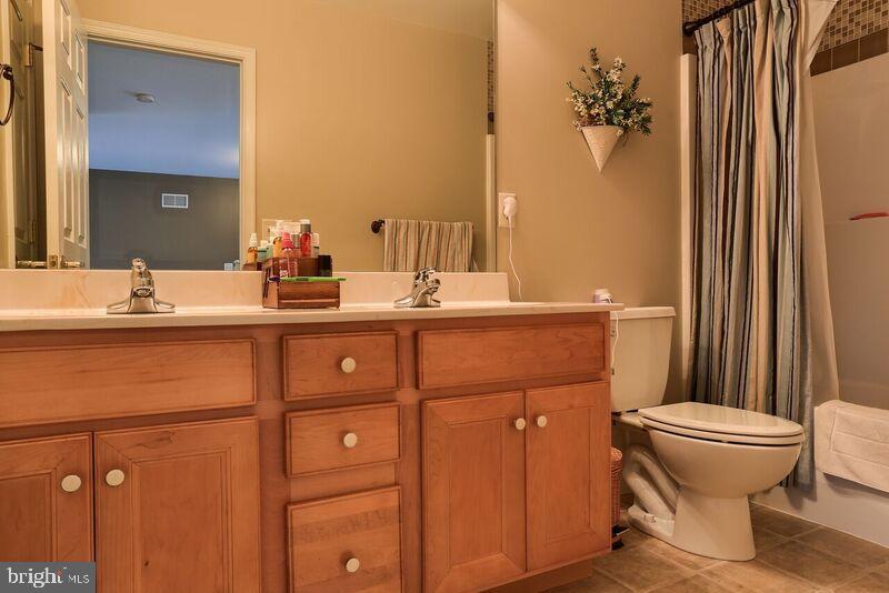 CARRIAGE HILL - Residential