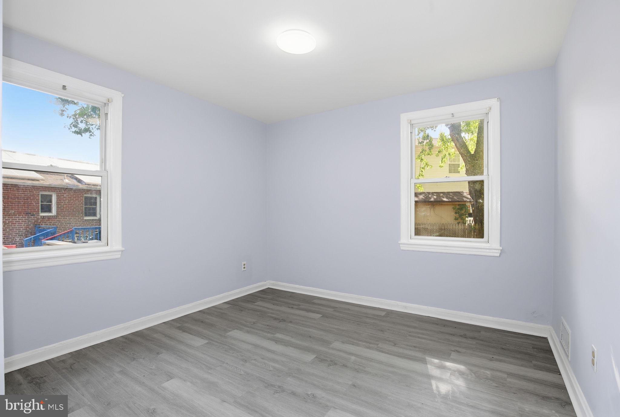 HOLLYWOOD - Residential