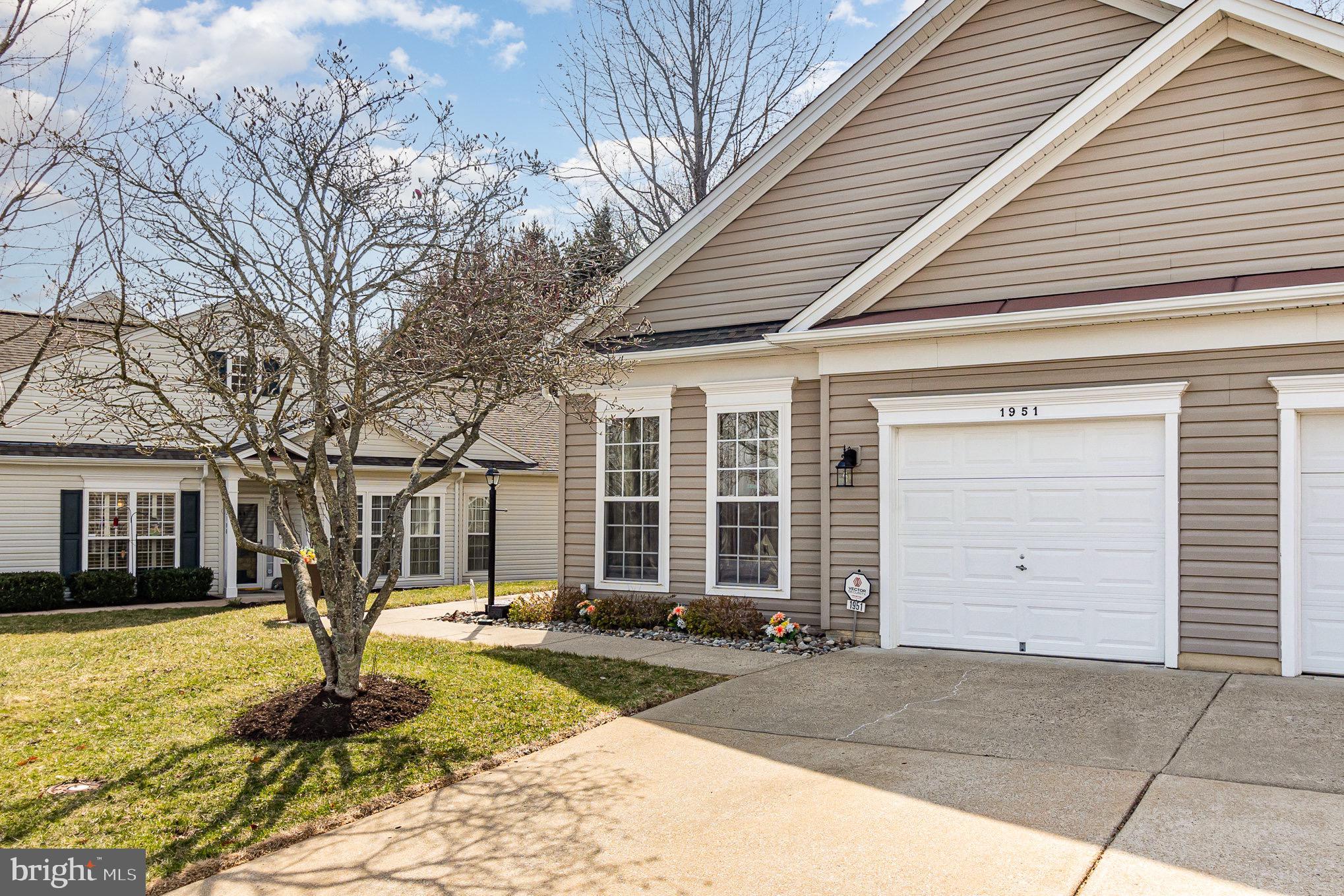 RIVER RIDGE - Residential