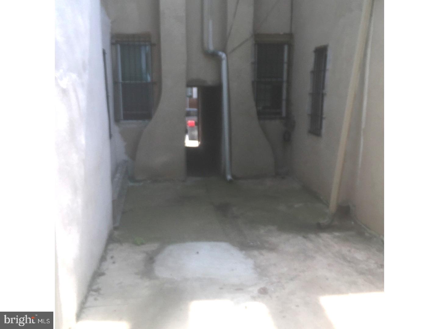 FAIRMOUNT - Residential Lease