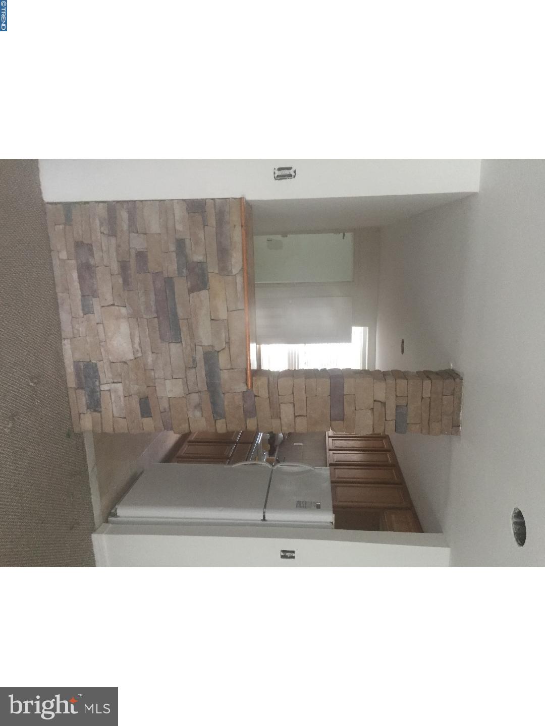 FAIRMOUNT - Residential Lease