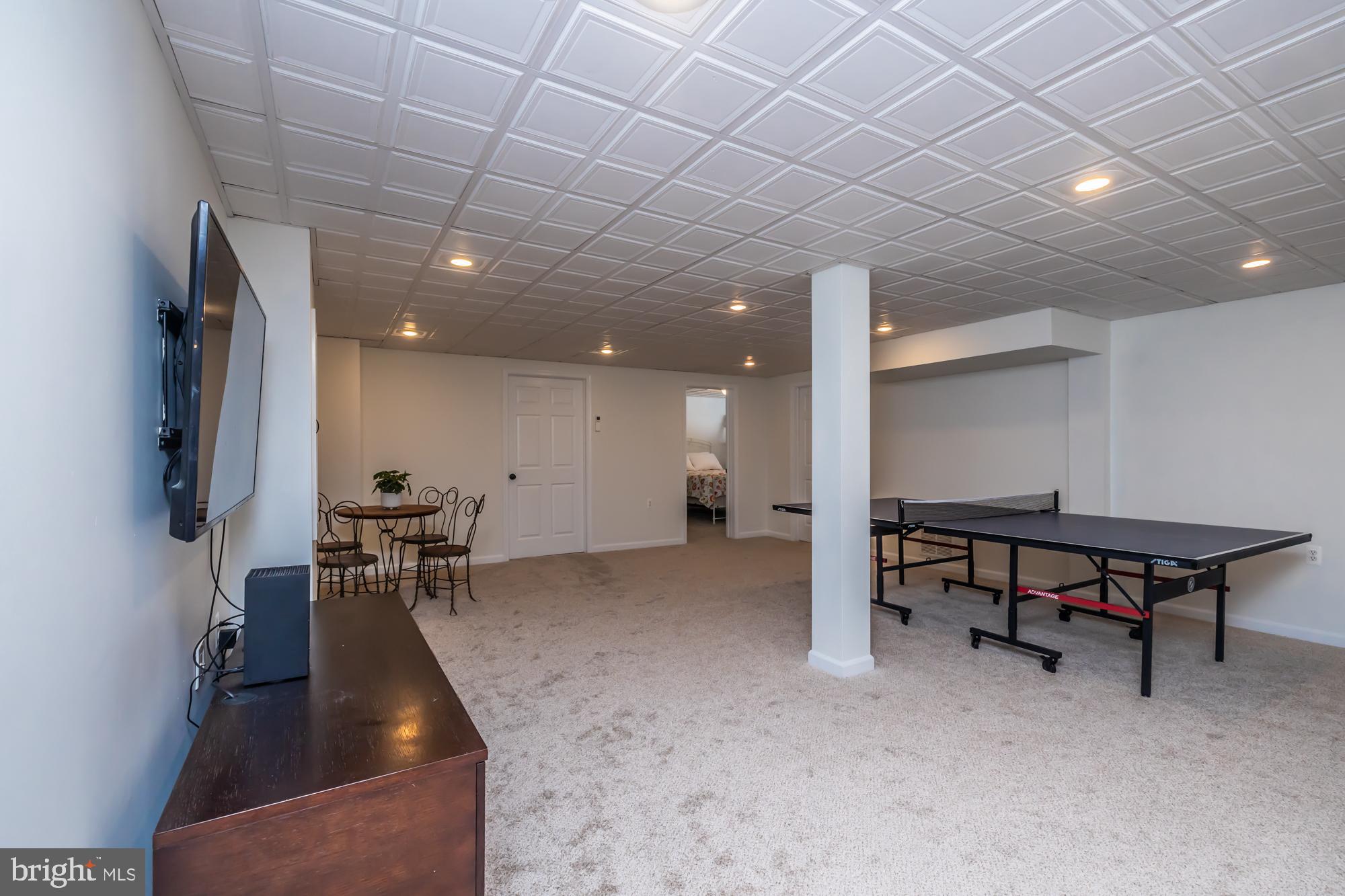 FAIR MEADOW - Residential