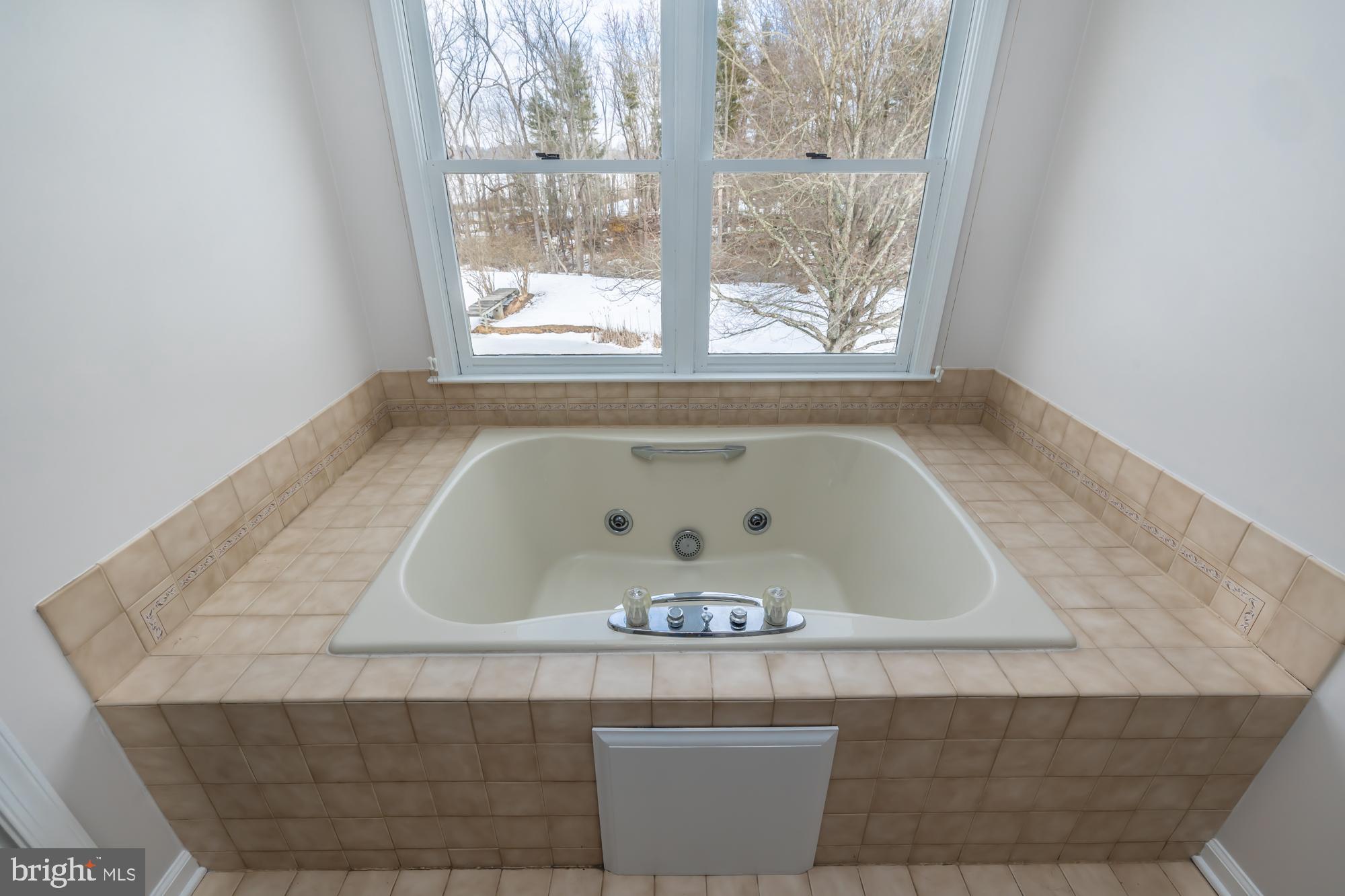 FAIR MEADOW - Residential