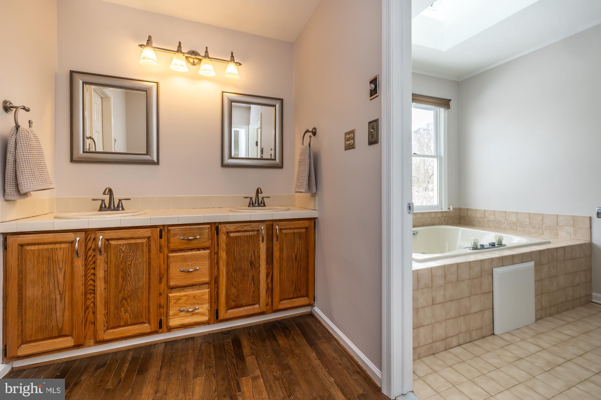 FAIR MEADOW - Residential