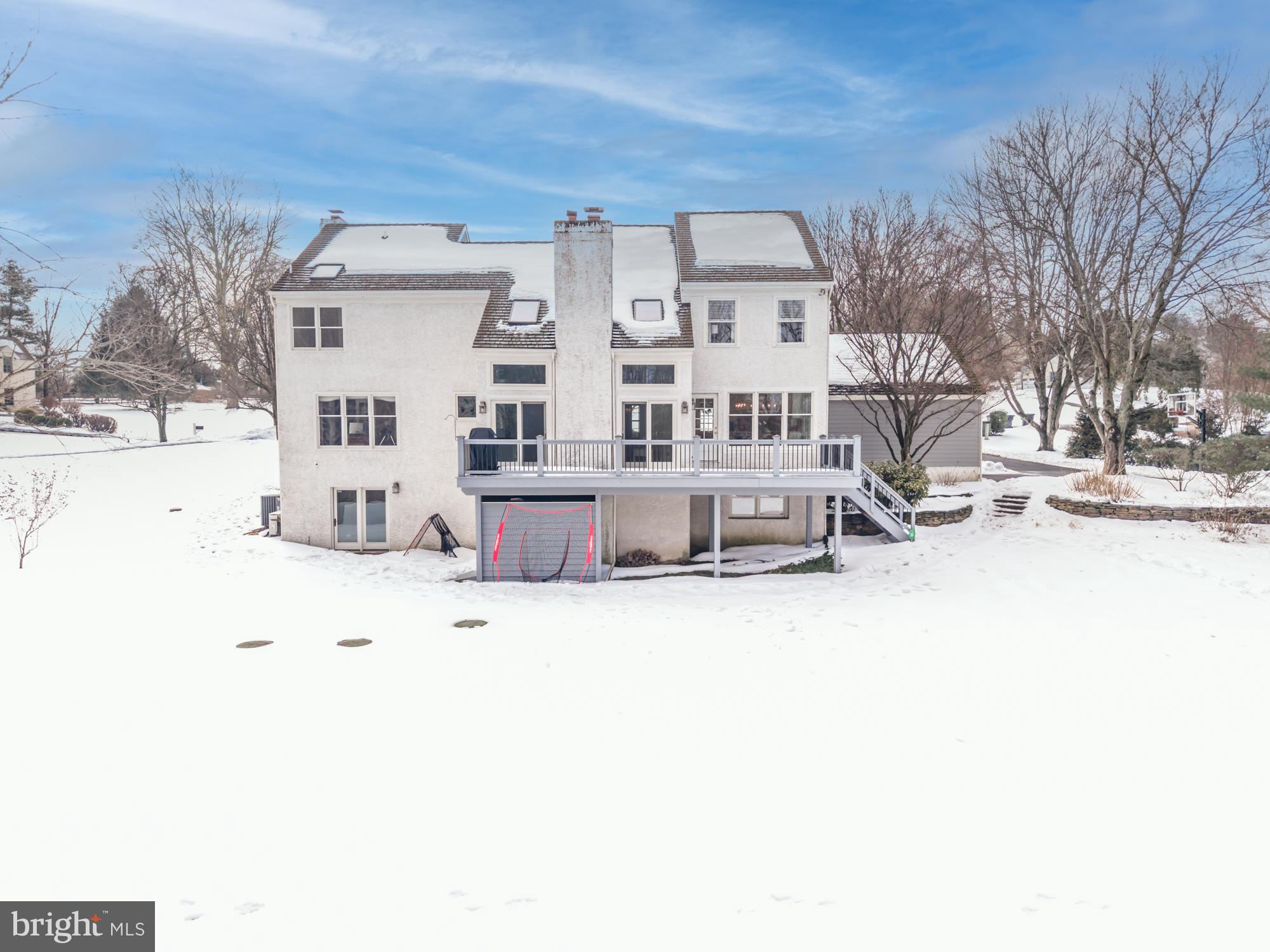 FAIR MEADOW - Residential