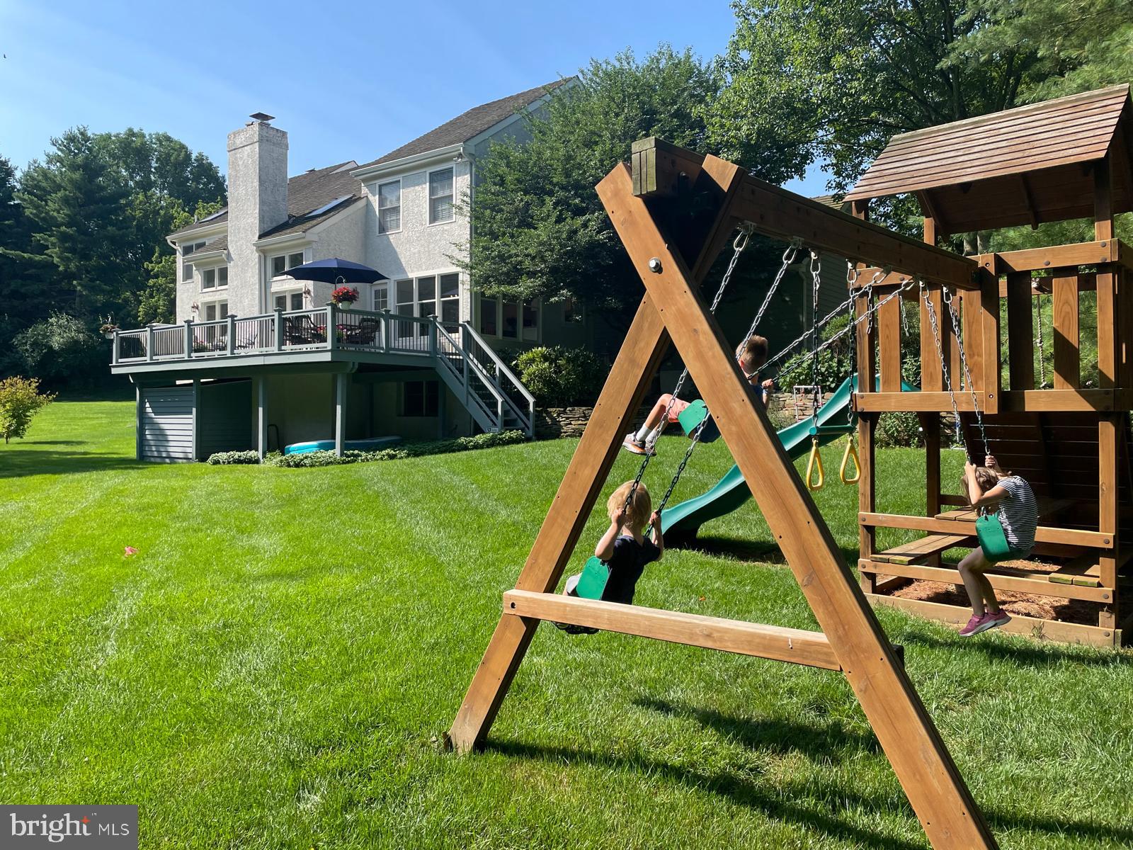 FAIR MEADOW - Residential