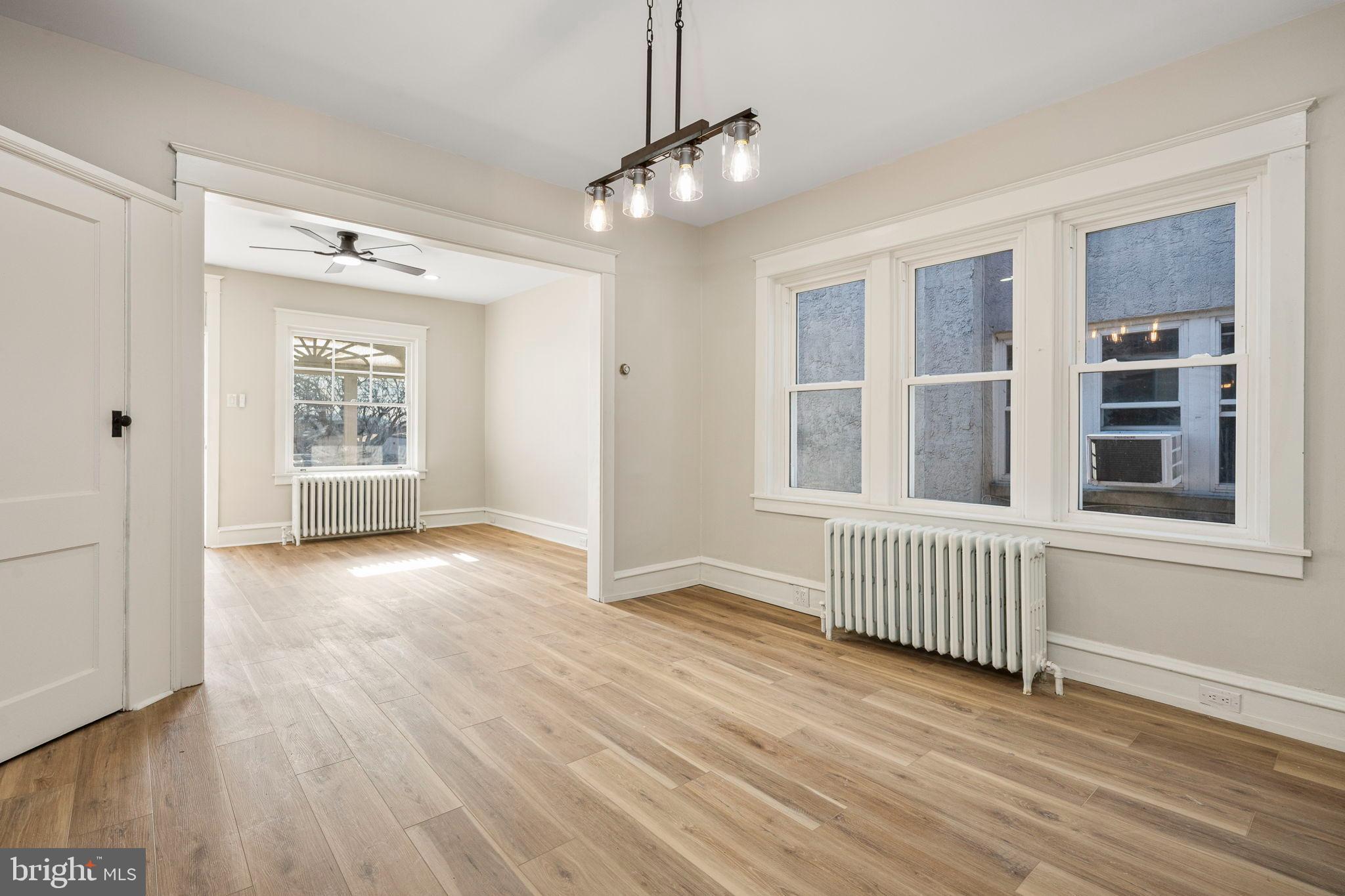 HYDE PARK - Residential