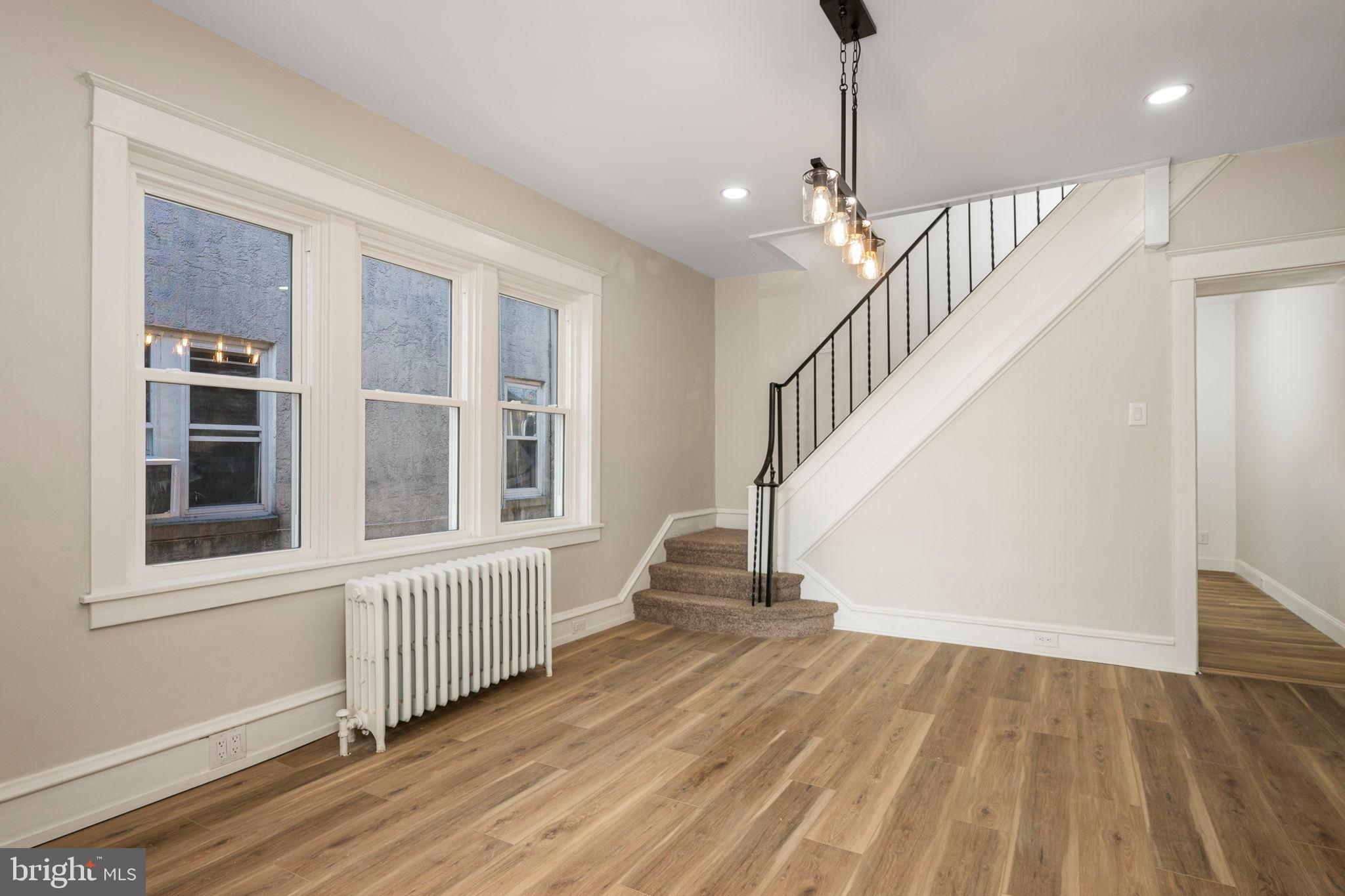 HYDE PARK - Residential