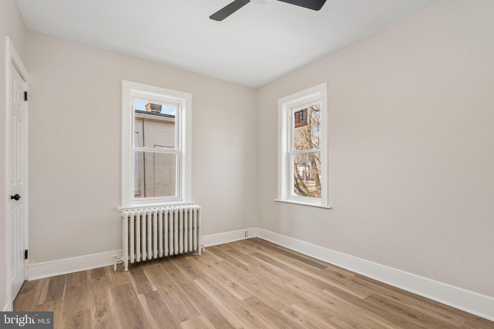 HYDE PARK - Residential