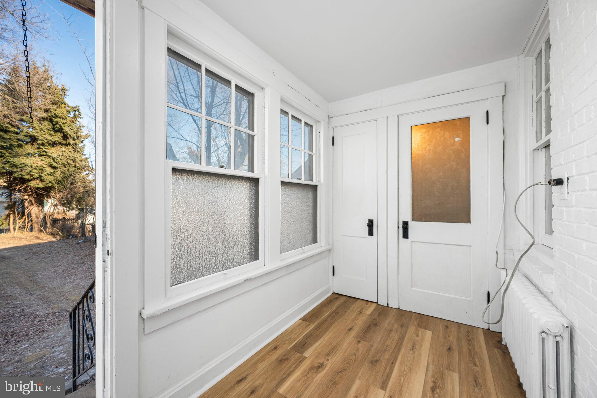 HYDE PARK - Residential