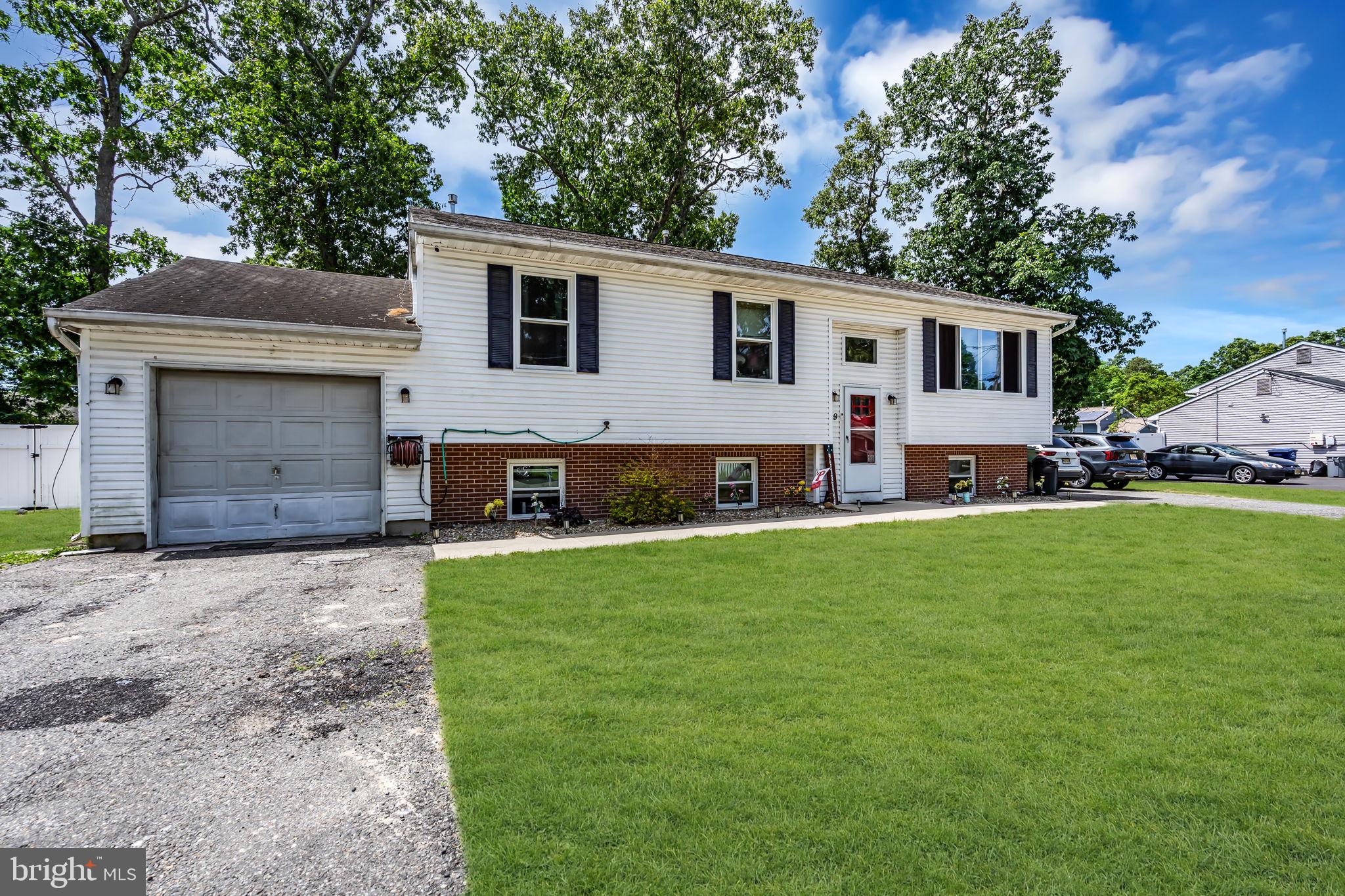 239 SALVIA STREET