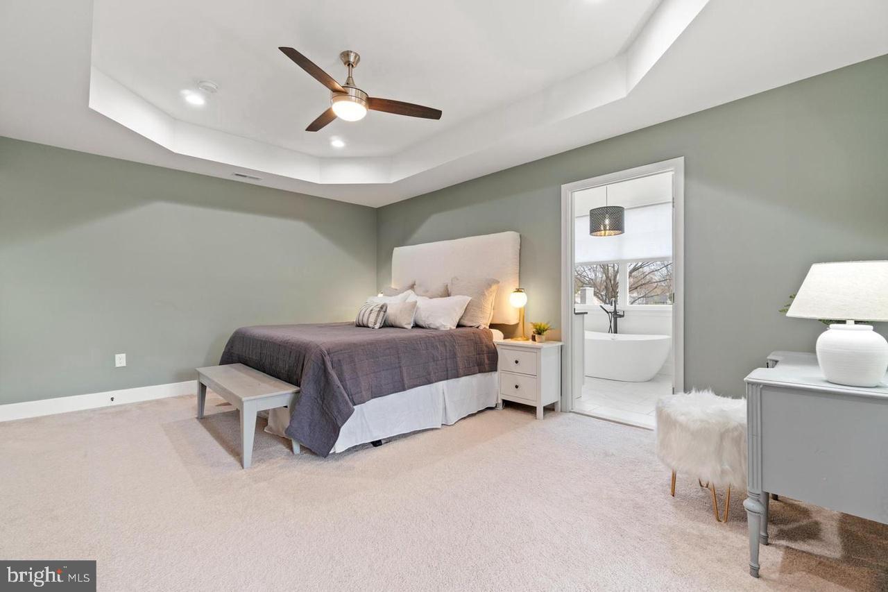 FAIRFAX - Residential