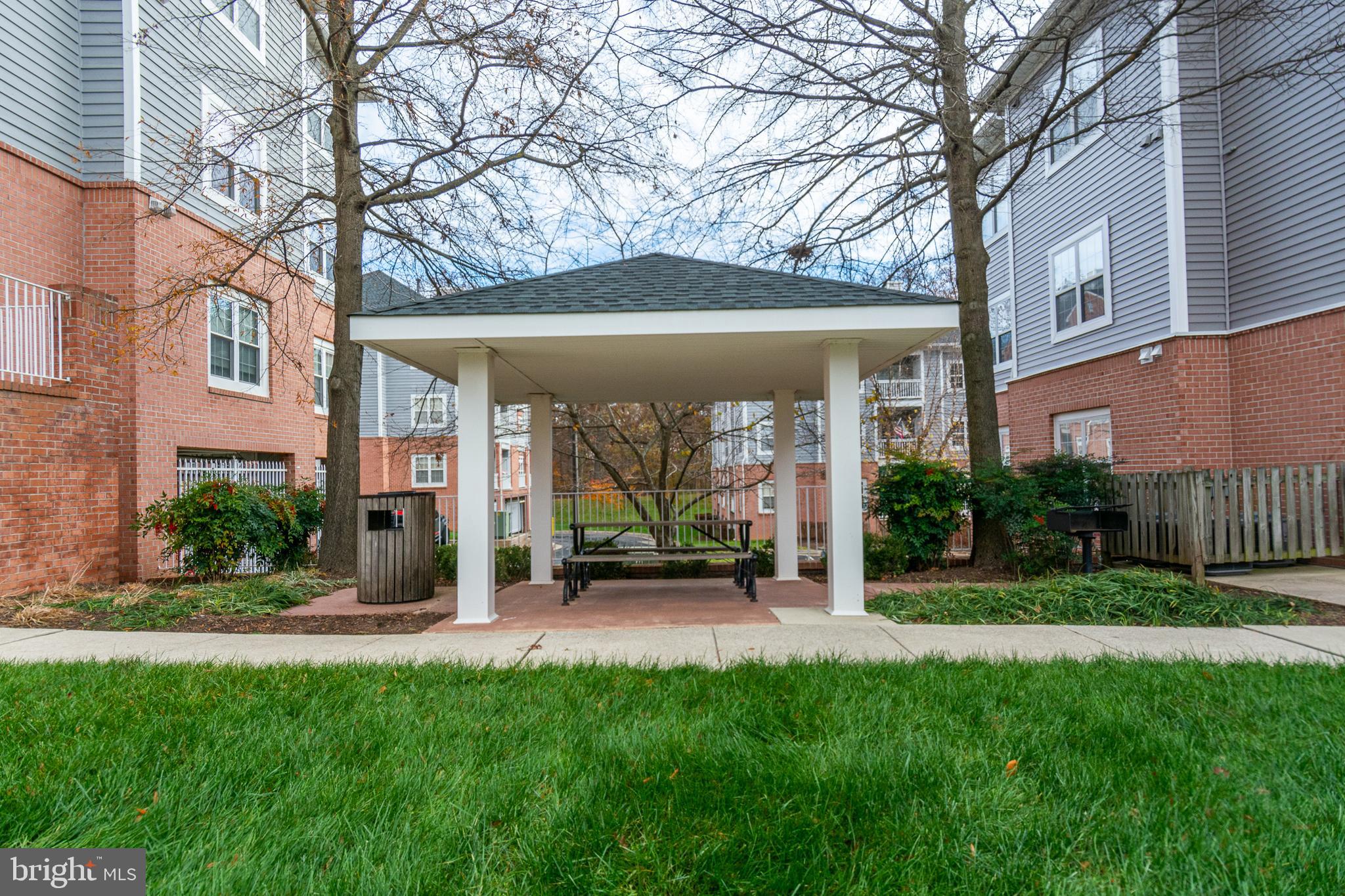 SPRING MILL CONDOMINIUM - Residential