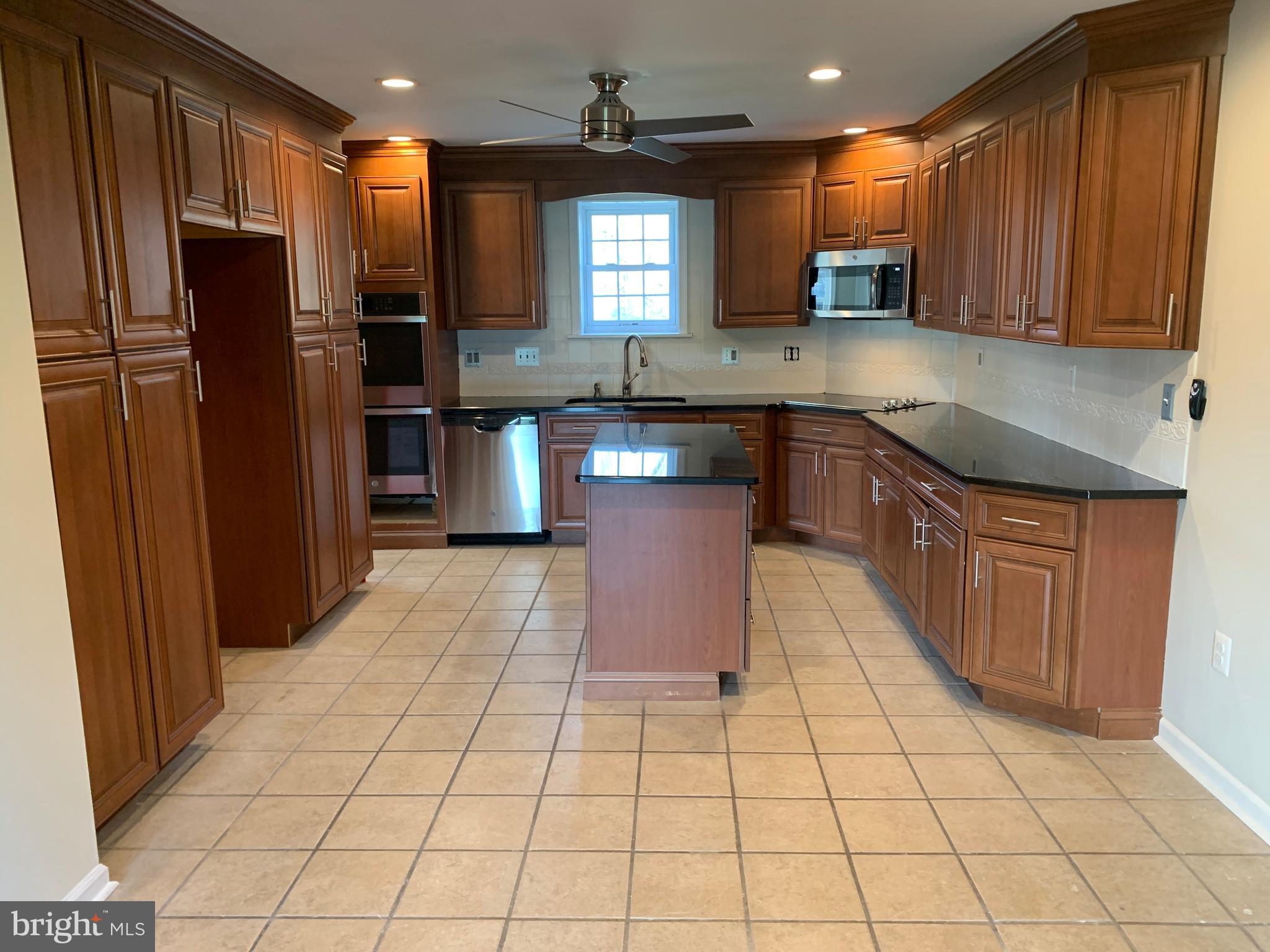 HIGHLANDS - Residential