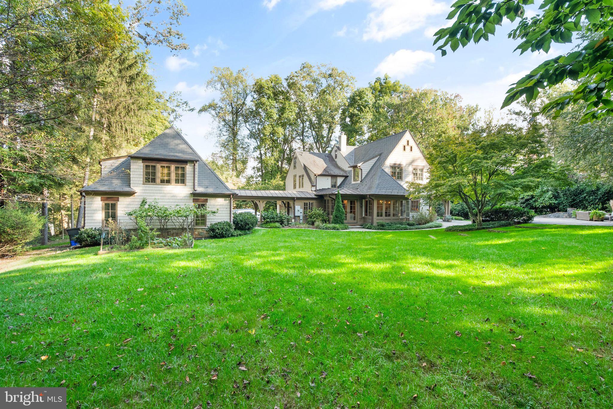 BURNING TREE - Residential