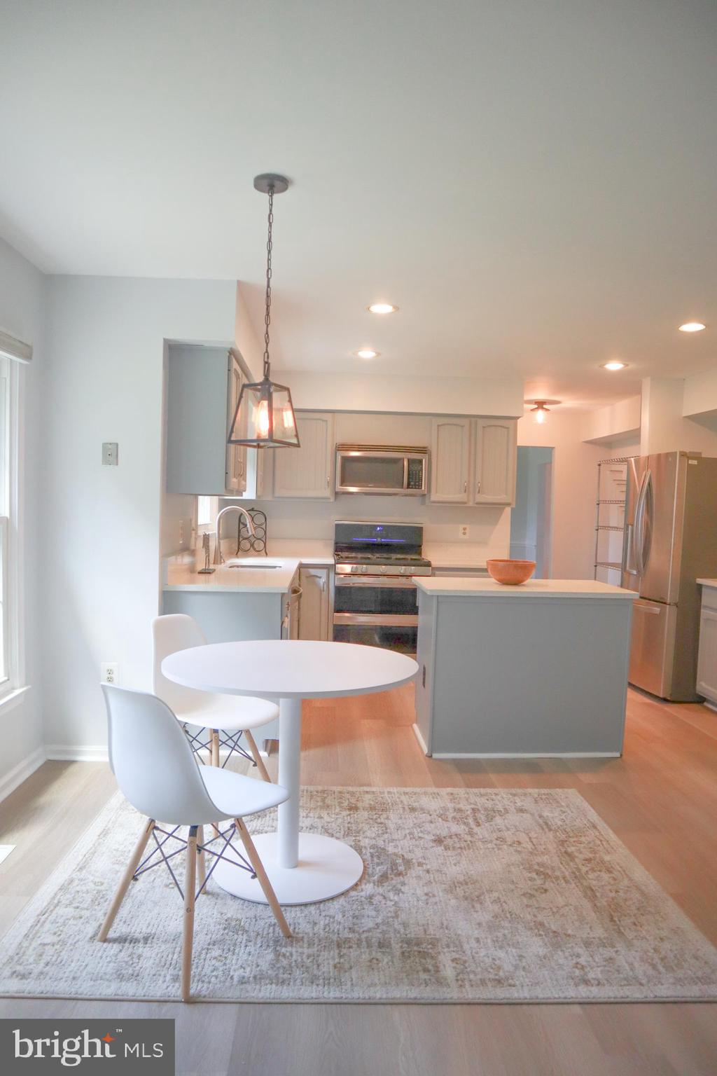 SNOWDENS MILL - Residential