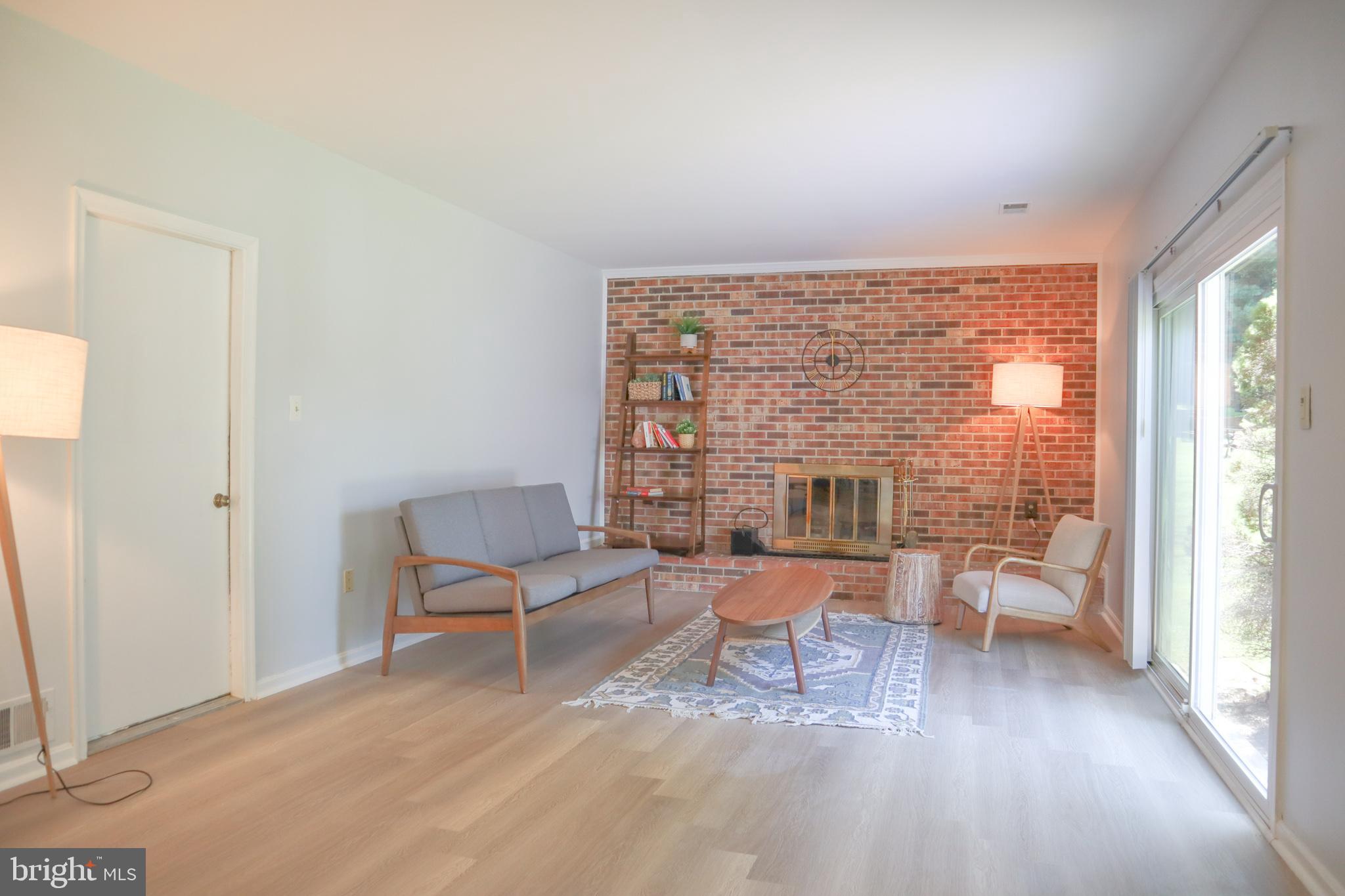 SNOWDENS MILL - Residential