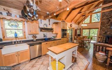 RIVER RIDGE - Residential