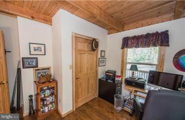 RIVER RIDGE - Residential