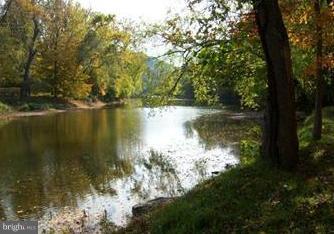 RIVER RIDGE - Residential