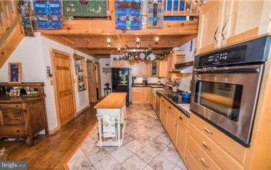 RIVER RIDGE - Residential