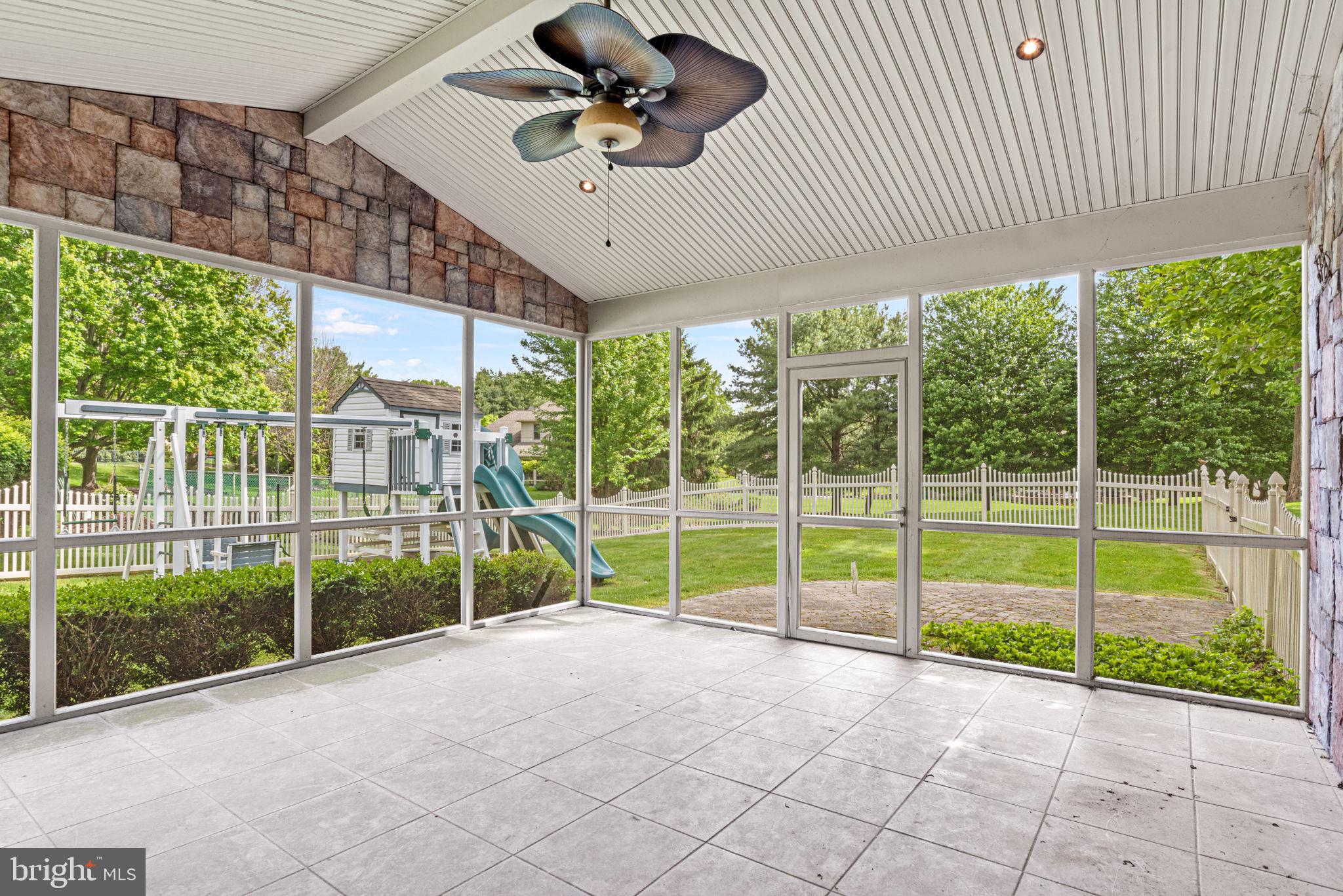 STONEY RUN - Residential