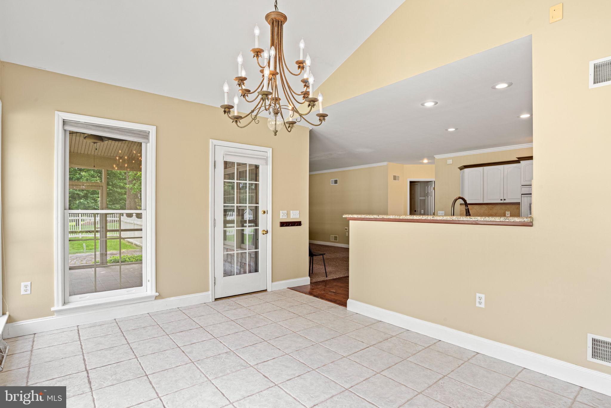 STONEY RUN - Residential