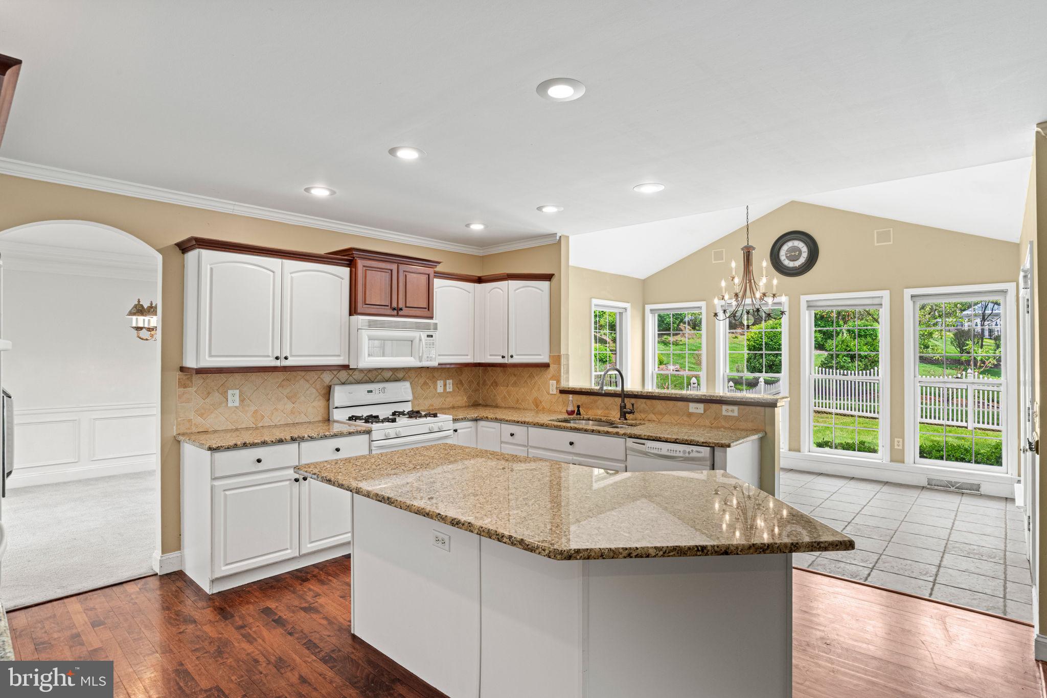 STONEY RUN - Residential