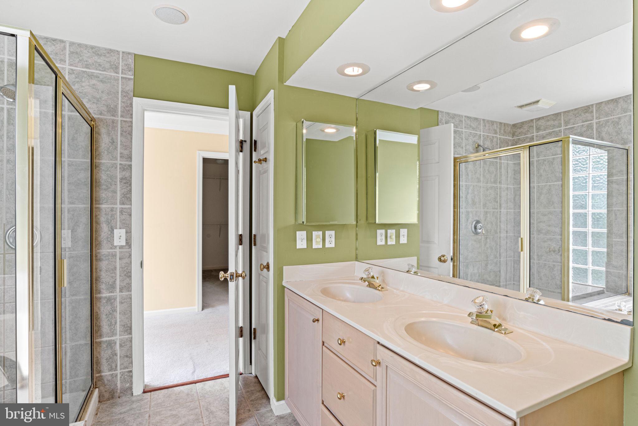 STONEY RUN - Residential