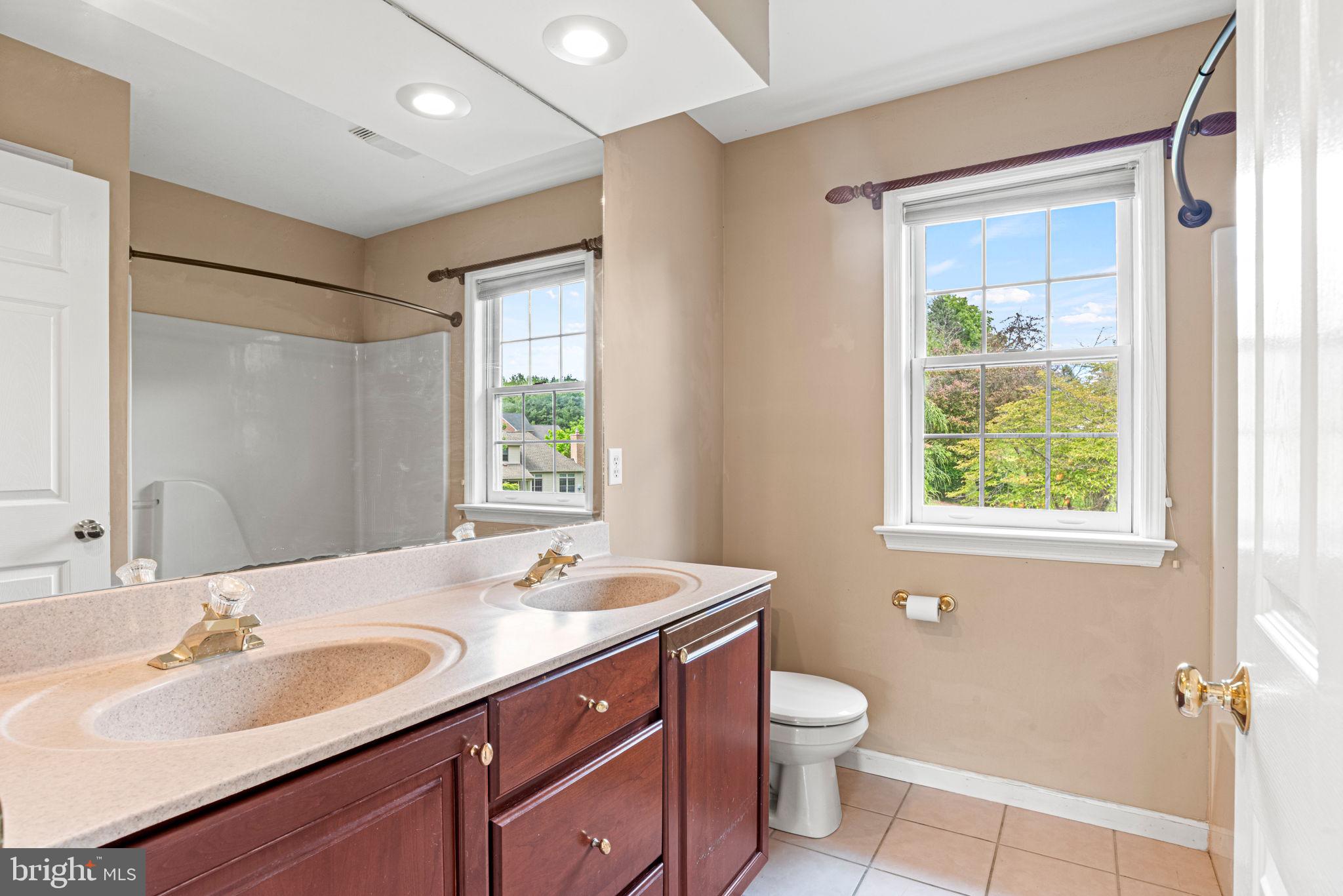 STONEY RUN - Residential