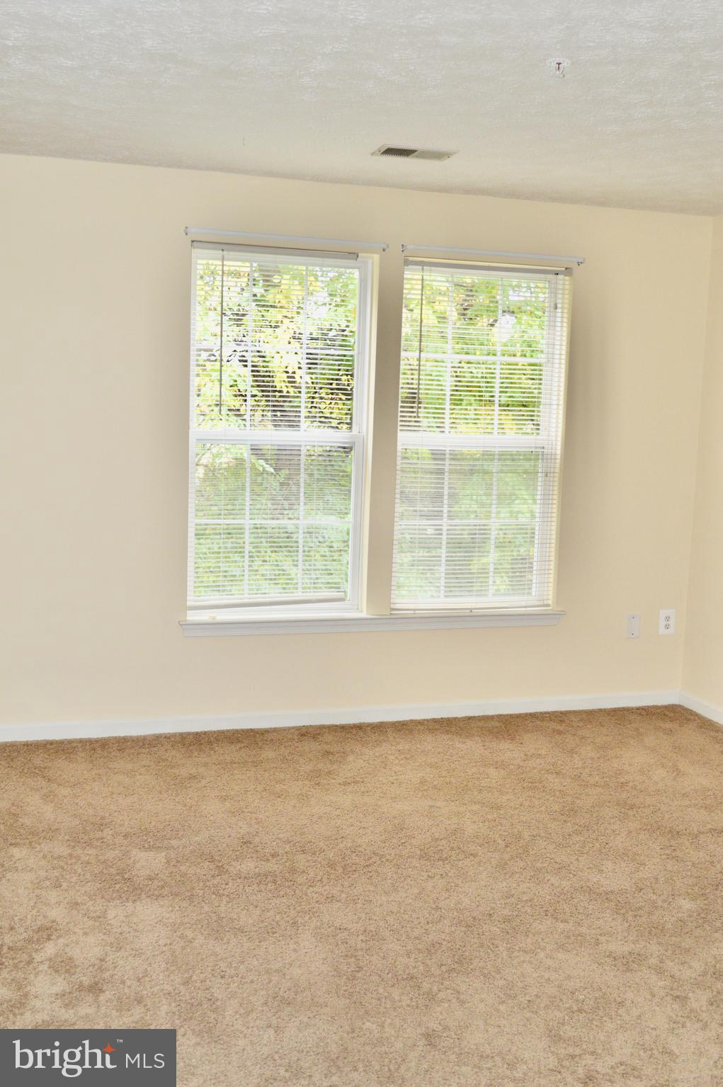 STUART MECHANIC - Residential Lease