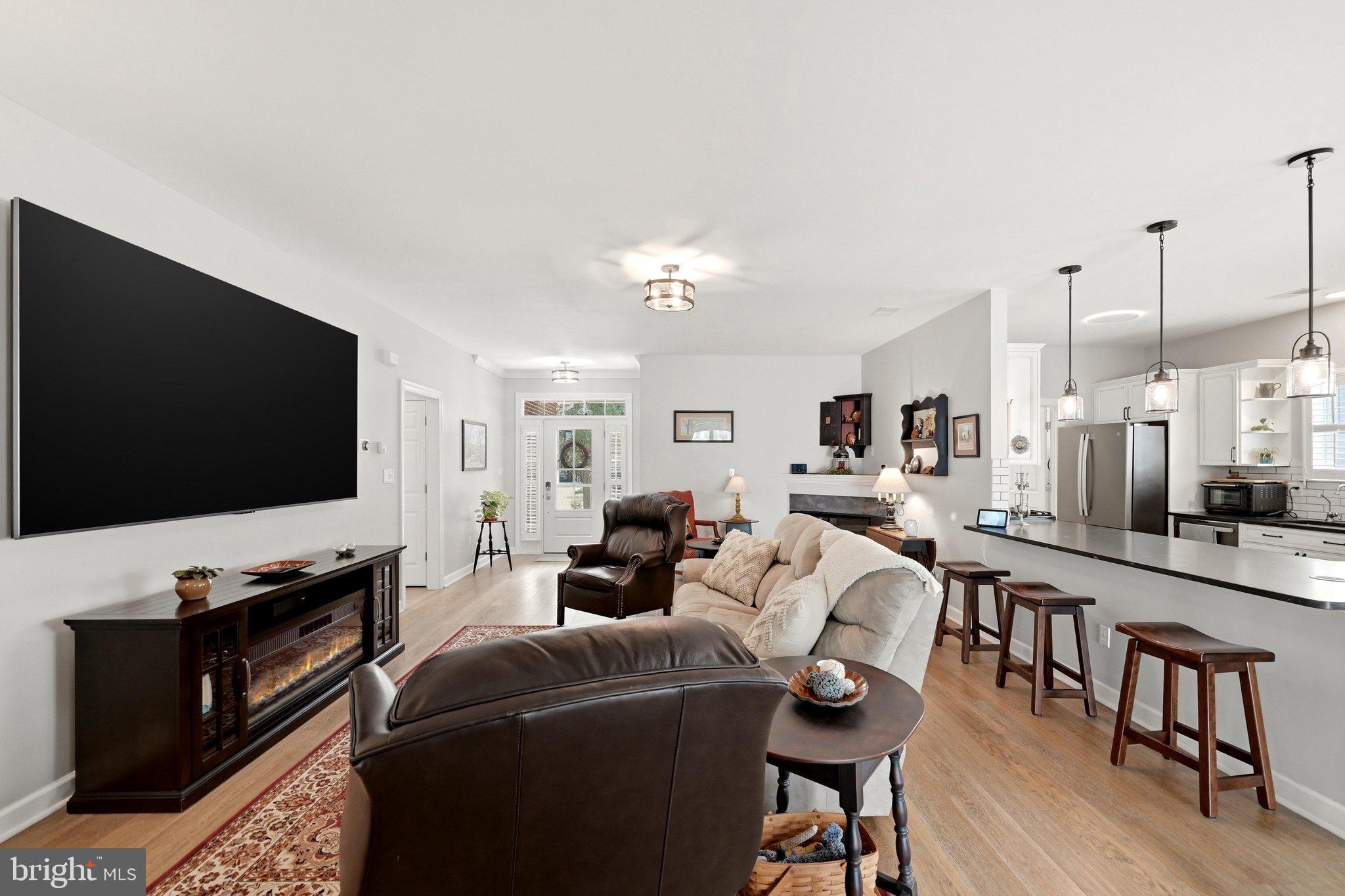 106 SARVIS COURT