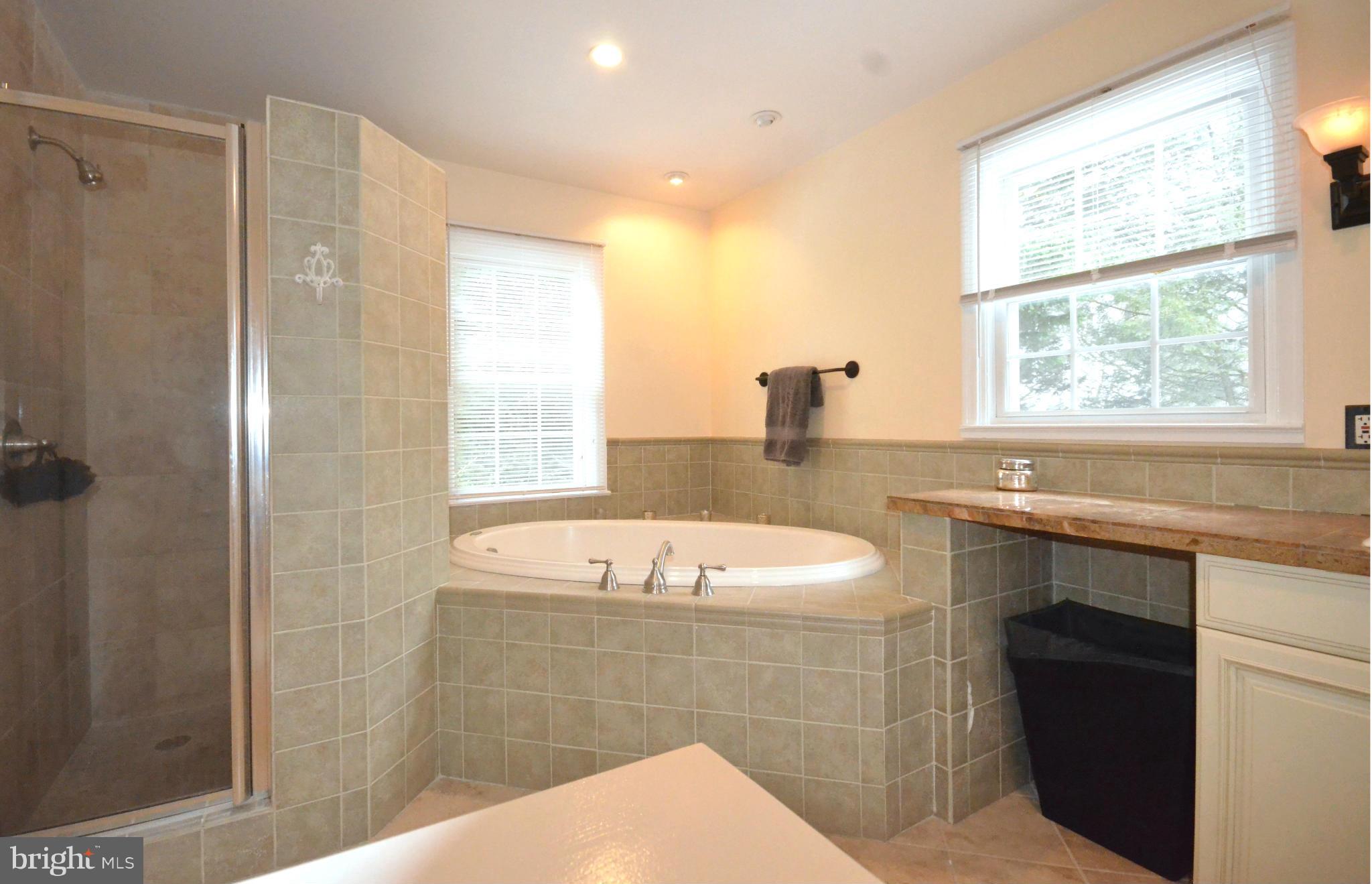 MOUNT WASHINGTON - Residential