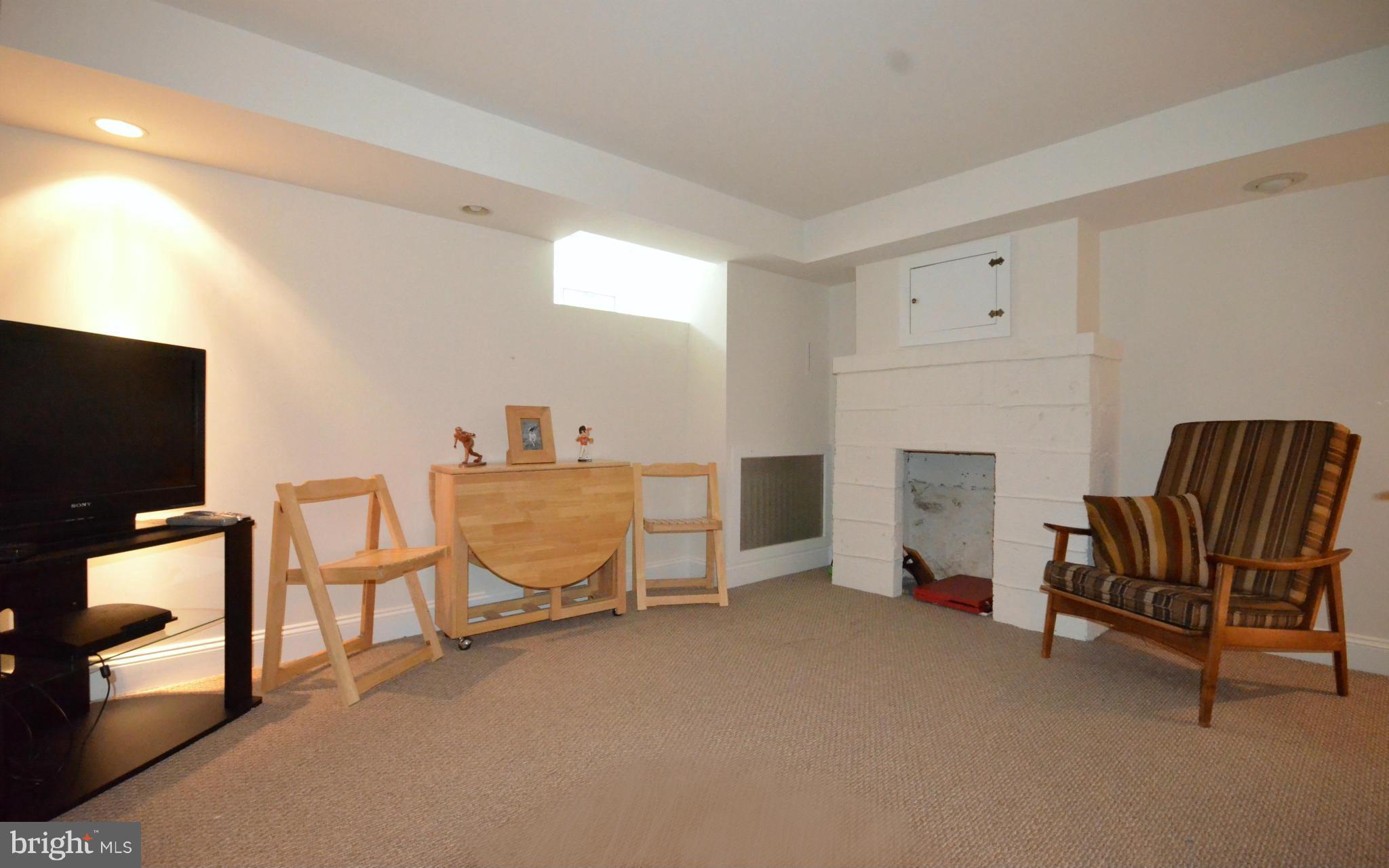 MOUNT WASHINGTON - Residential