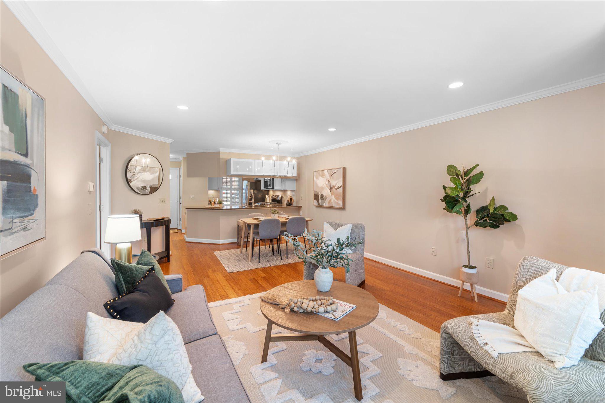 6924 FAIRFAX DRIVE 226