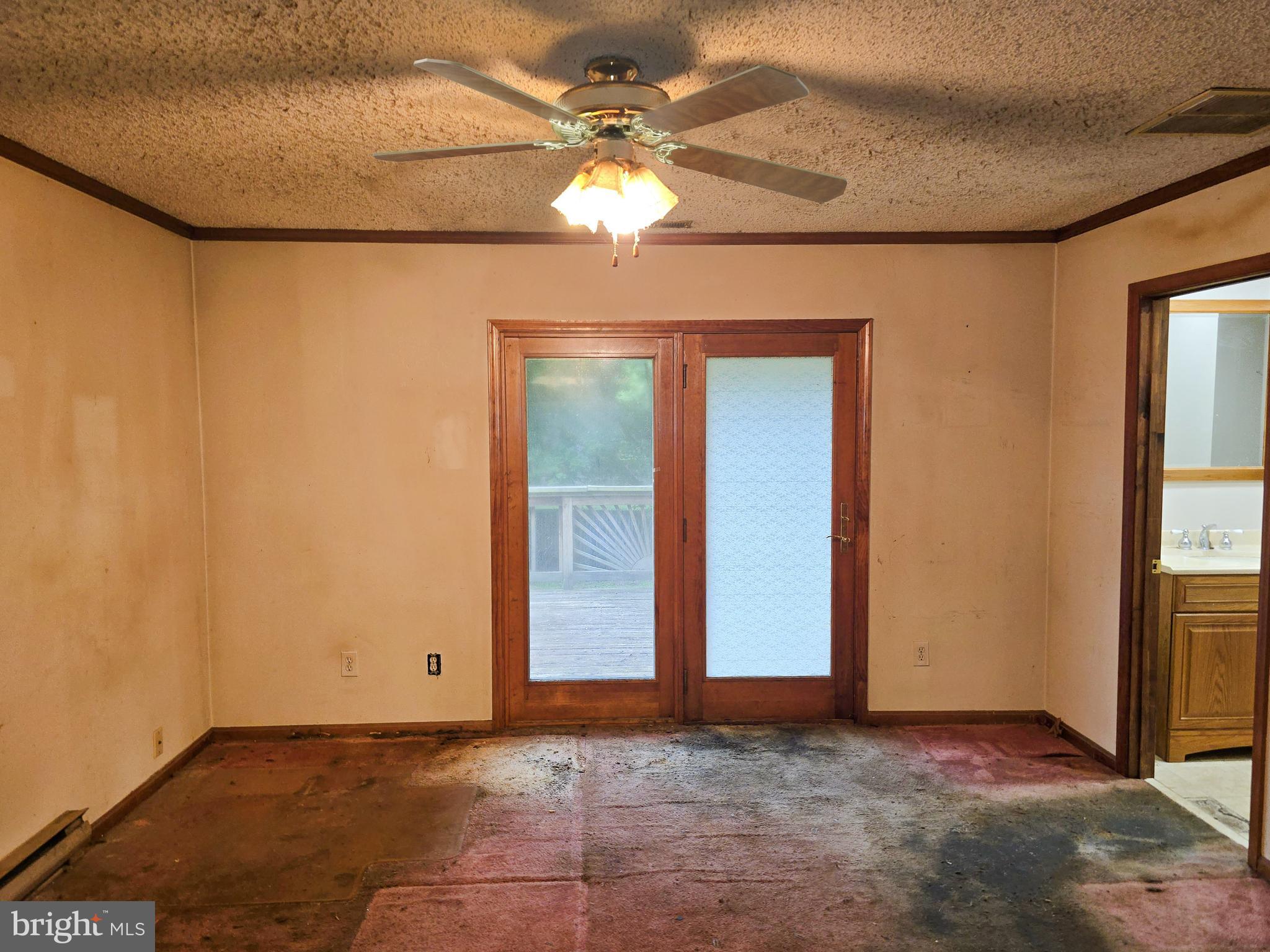 SUNRISE BEACH - Residential