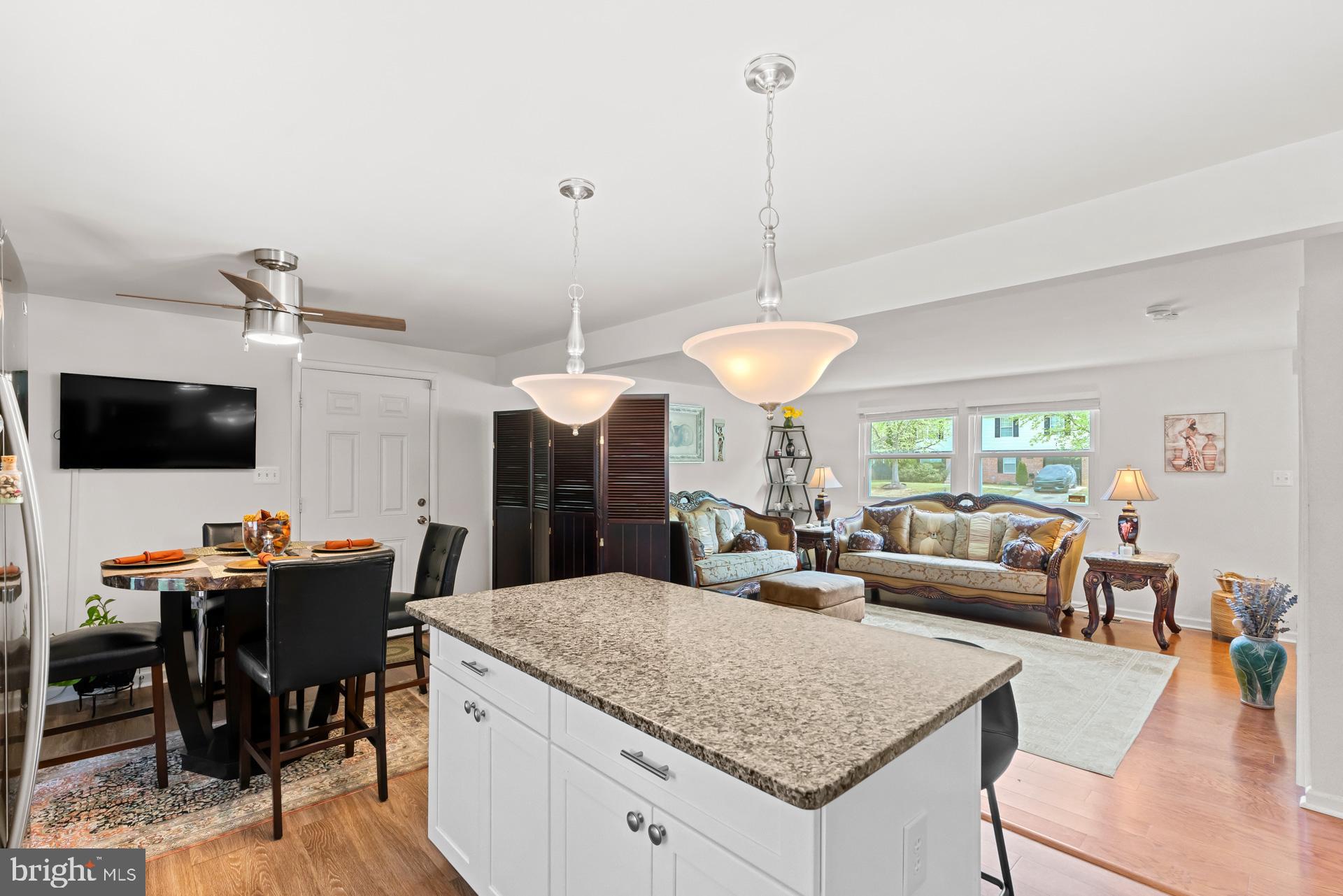 WINDBROOK - Residential