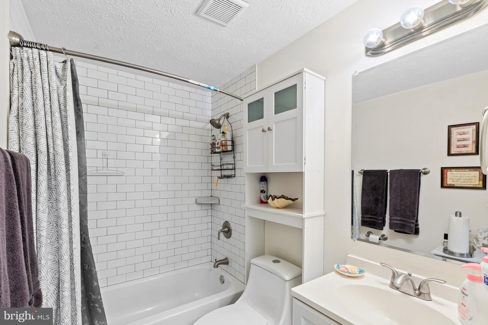 WINDBROOK - Residential