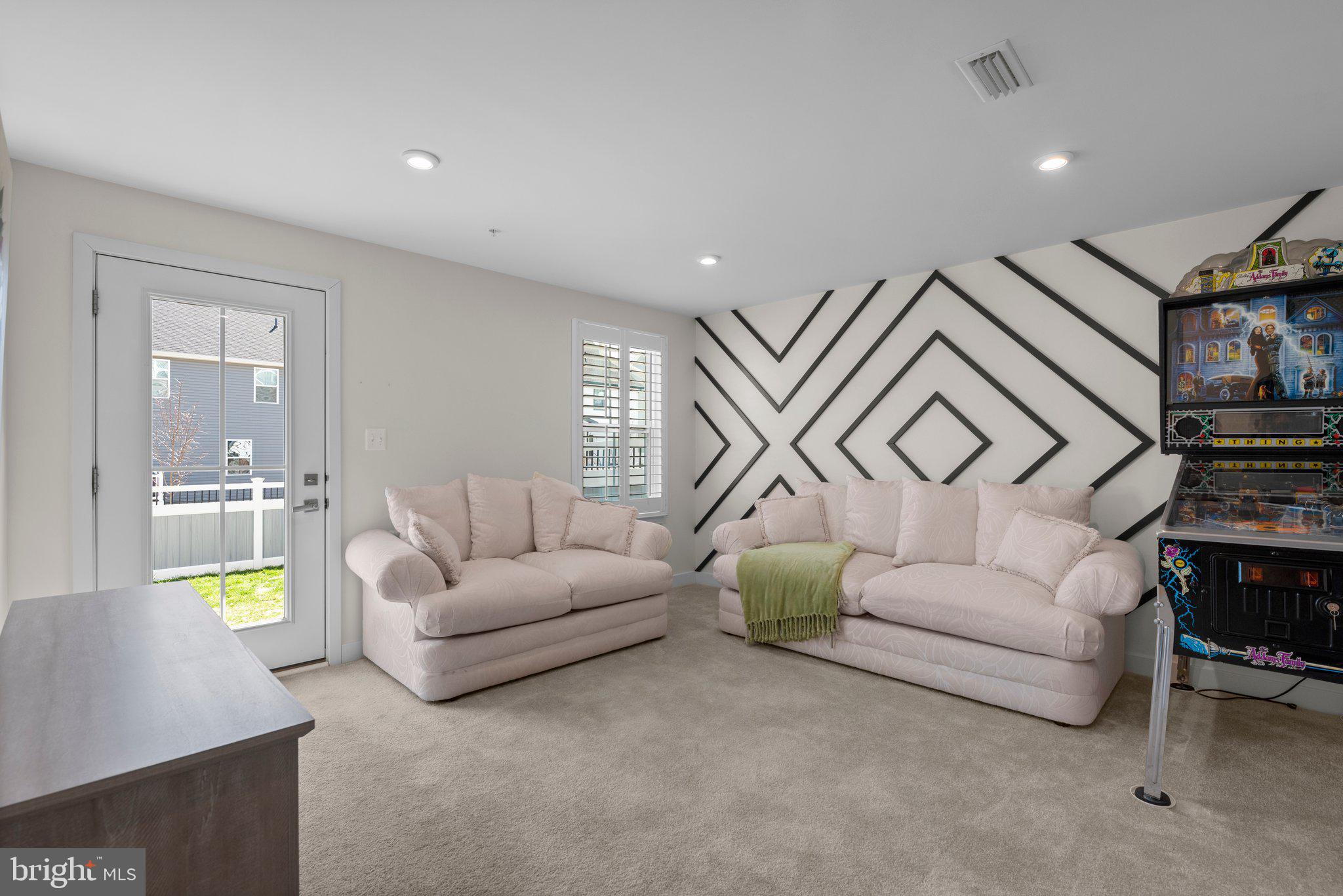 WELLINGTON FARMS - Residential