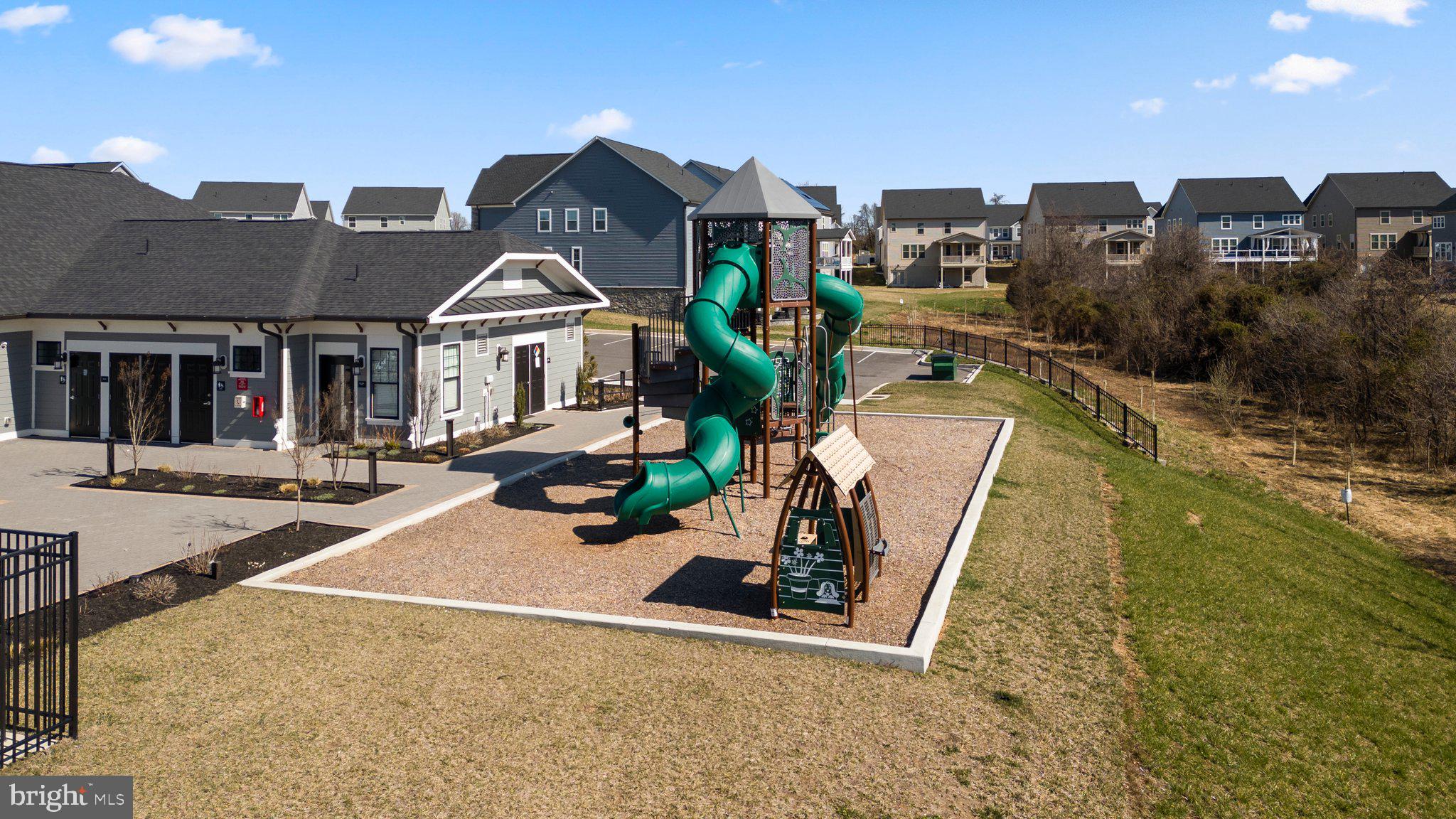 WELLINGTON FARMS - Residential